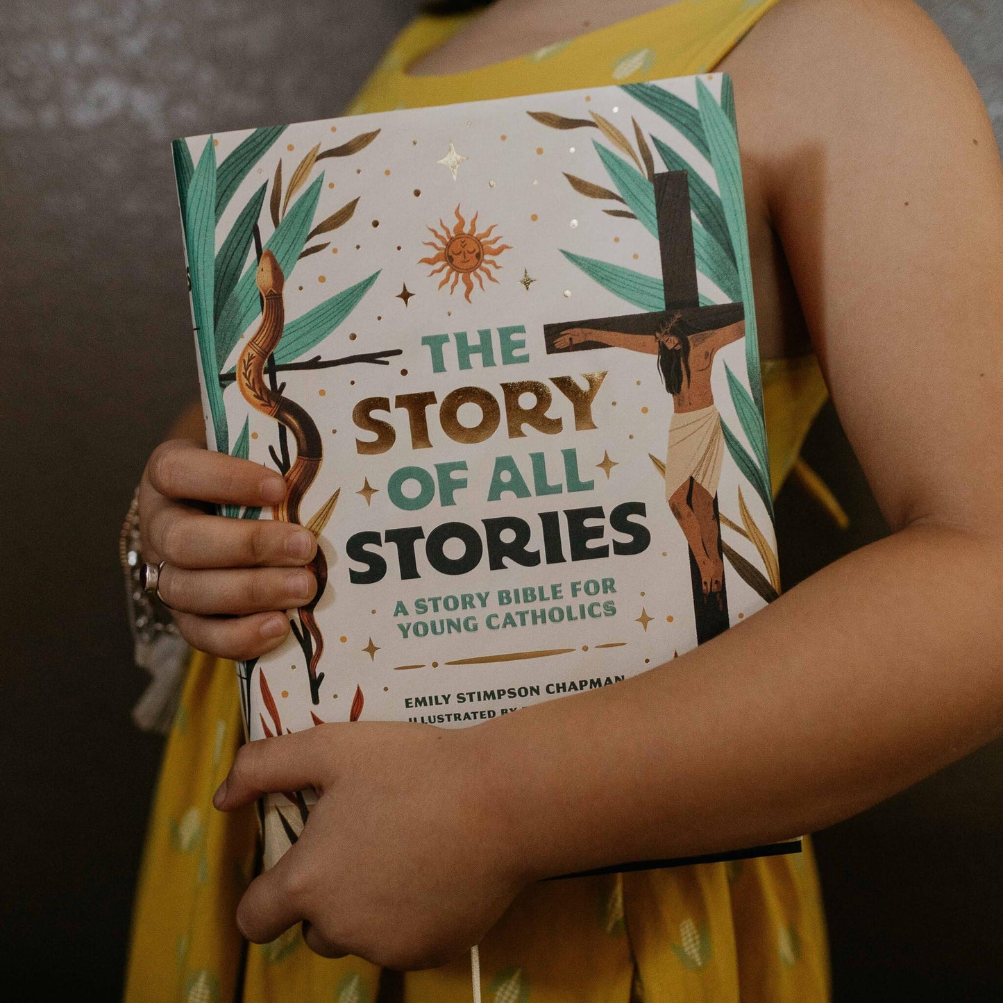 The Story of All Stories: A Story Bible for Young Catholics (Ages 7-13) - Catholic Childrens Bible Storybook for Learning Scripture, Catholic Faith ... from Saints, Popes, and Church Fathers