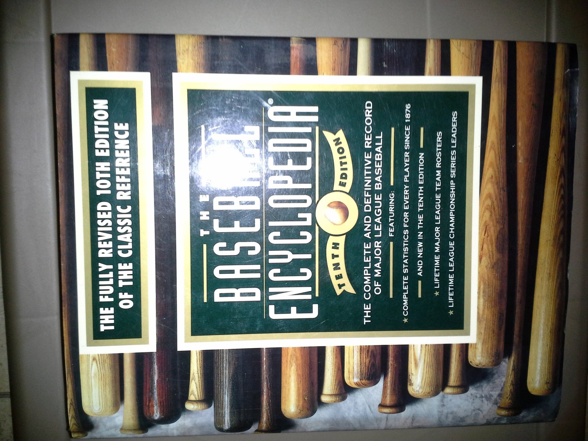 The Baseball Encyclopedia: The Complete and Definitive Record of Major League Baseball