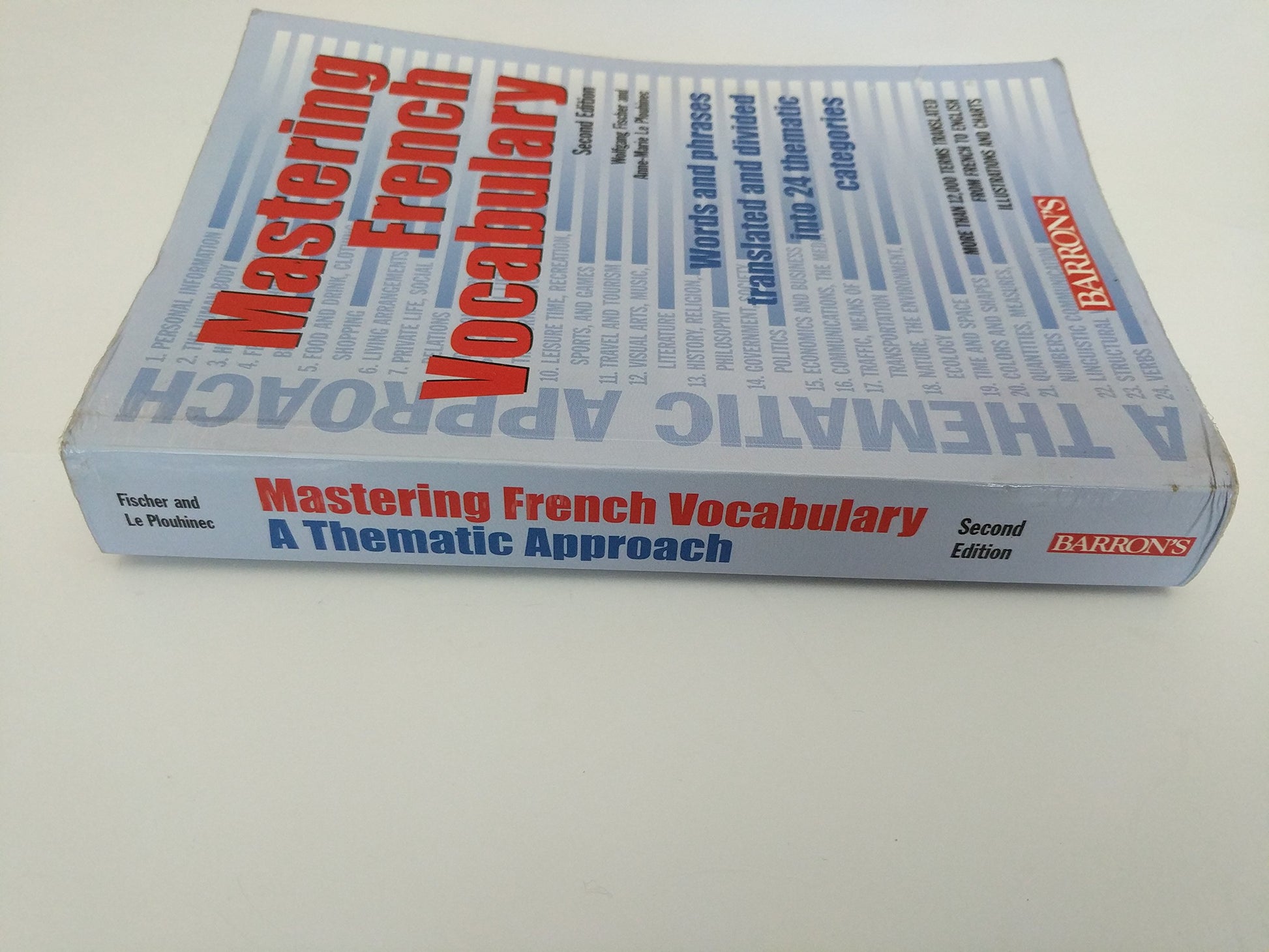 Mastering French Vocabulary: A Thematic Approach (Mastering Vocabulary Series) (English and French Edition)