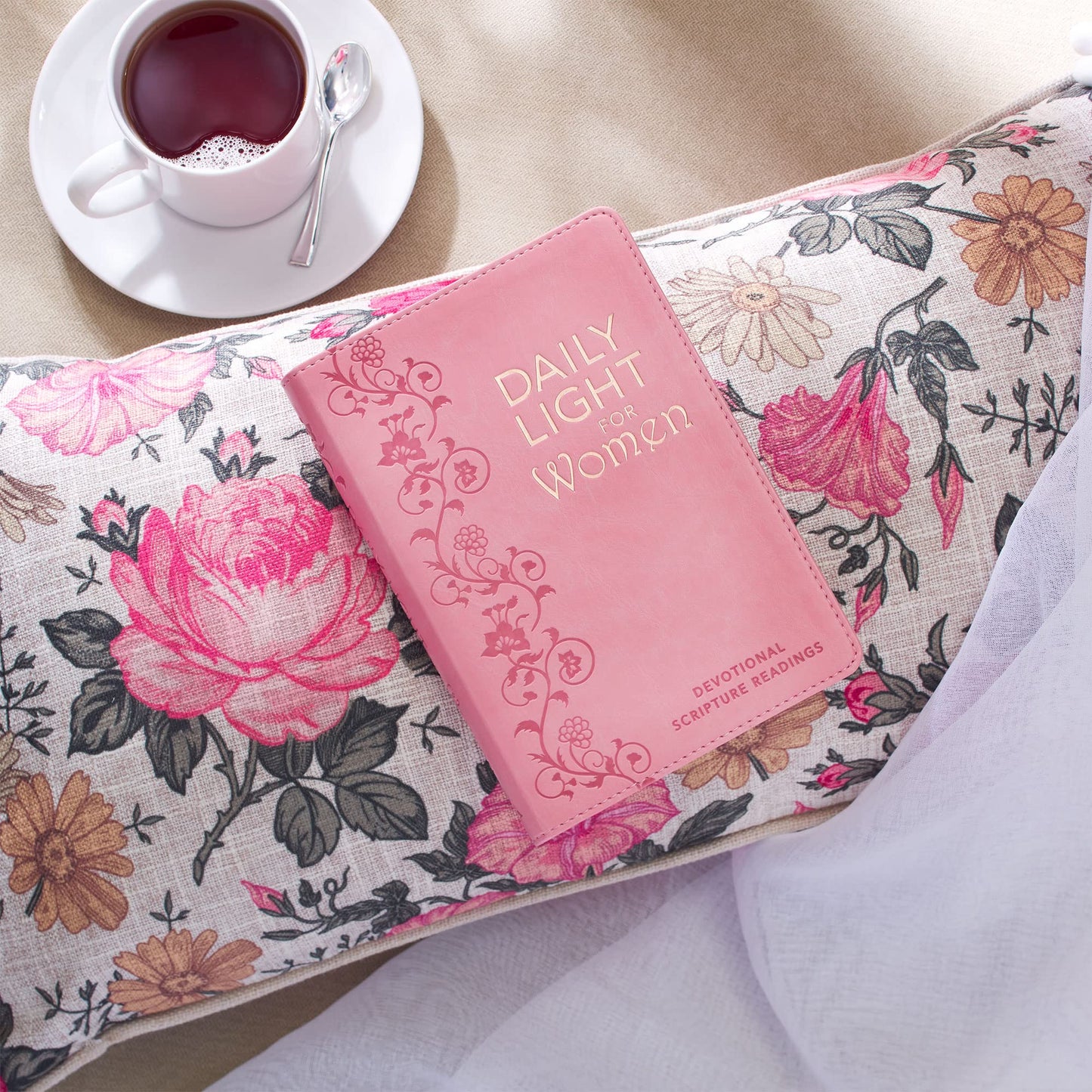 Daily Light For Women Classic Collection of 366 Devotional S