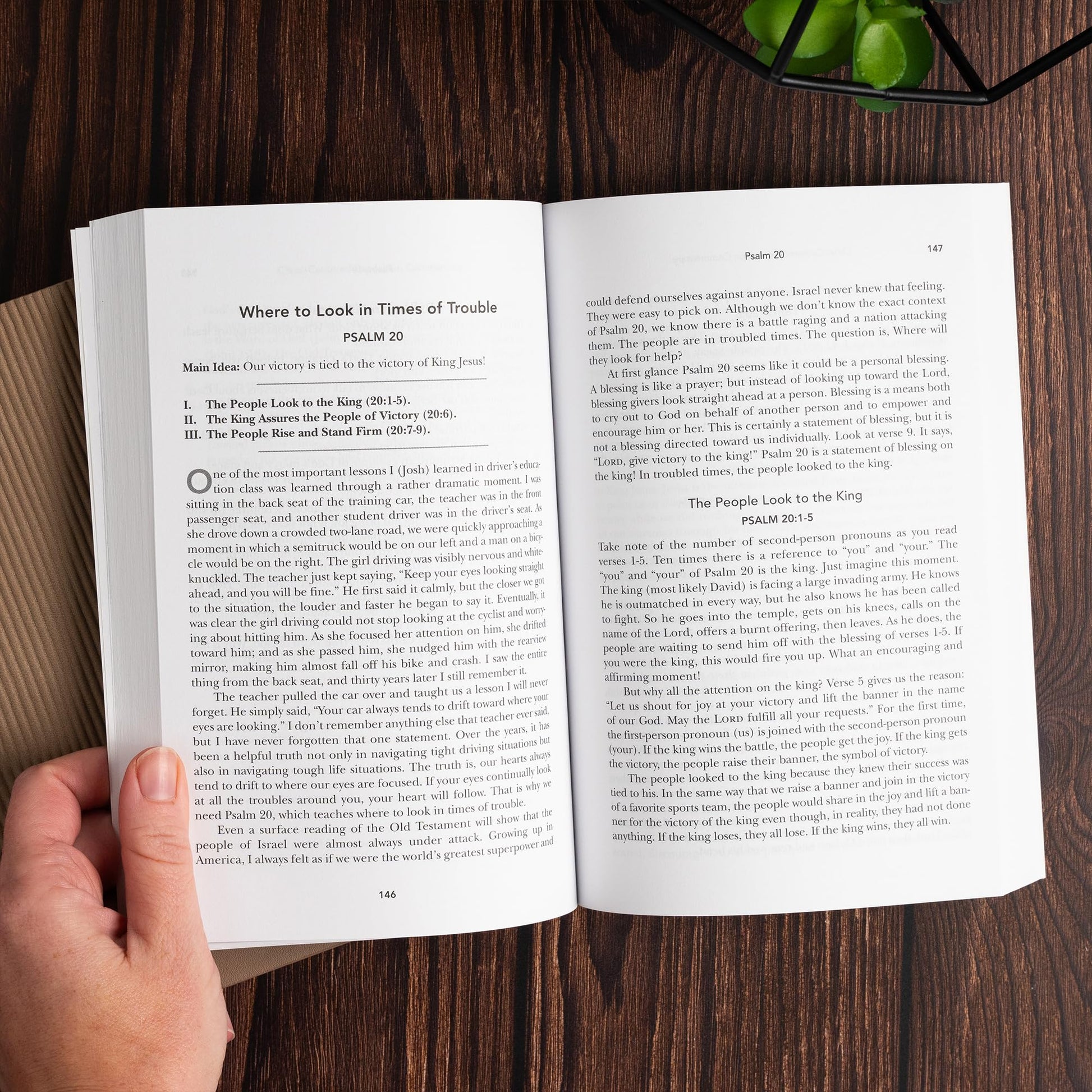 Exalting Jesus in Psalms 1-50 (Volume 1) (Christ-Centered Exposition Commentary)