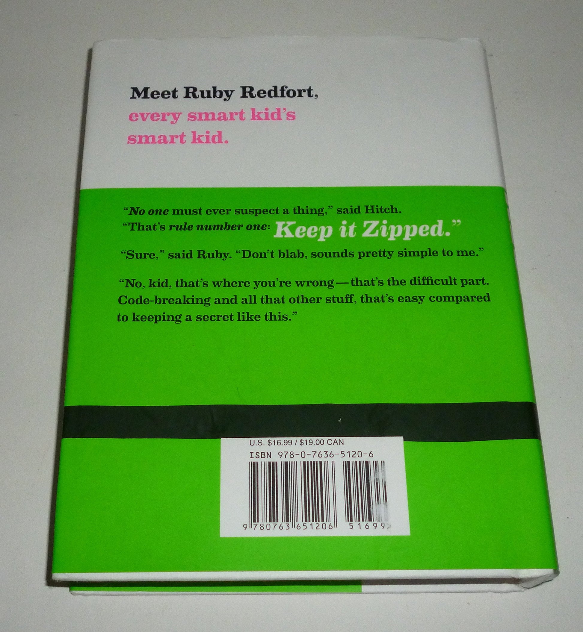 Ruby Redfort Look Into My Eyes (Book #1)