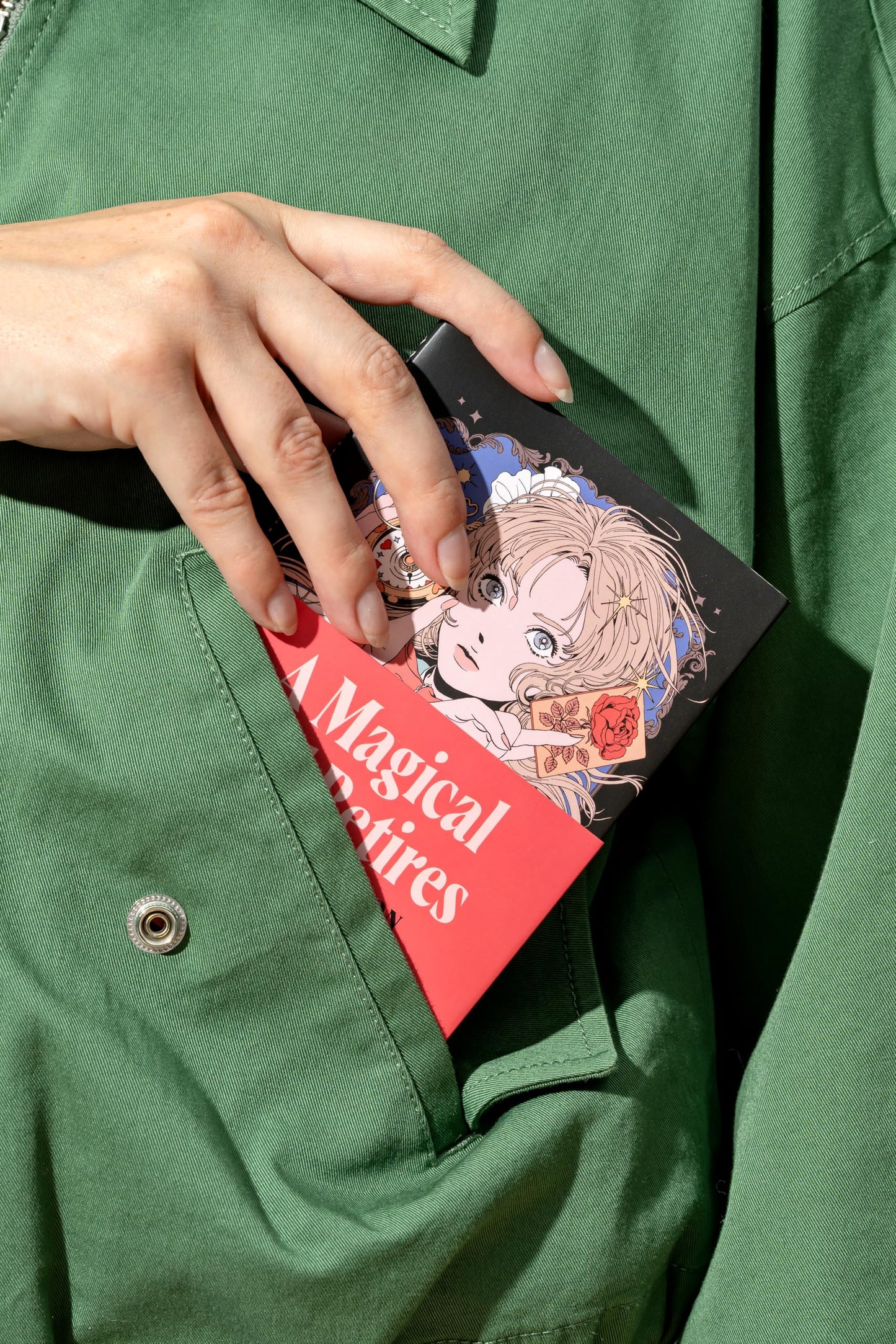 A Magical Girl Retires (Nomad Edition): A Novel - A Collectible Pocket Edition of the Delightful Ode to Magical Girl Manga