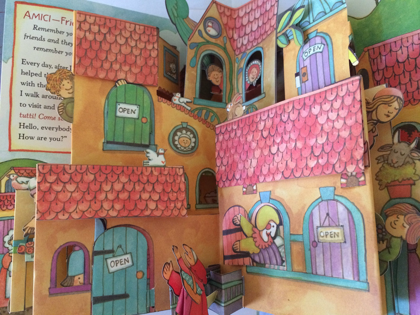 Brava, Strega Nona!: A Heartwarming Pop-Up Book by dePaola,