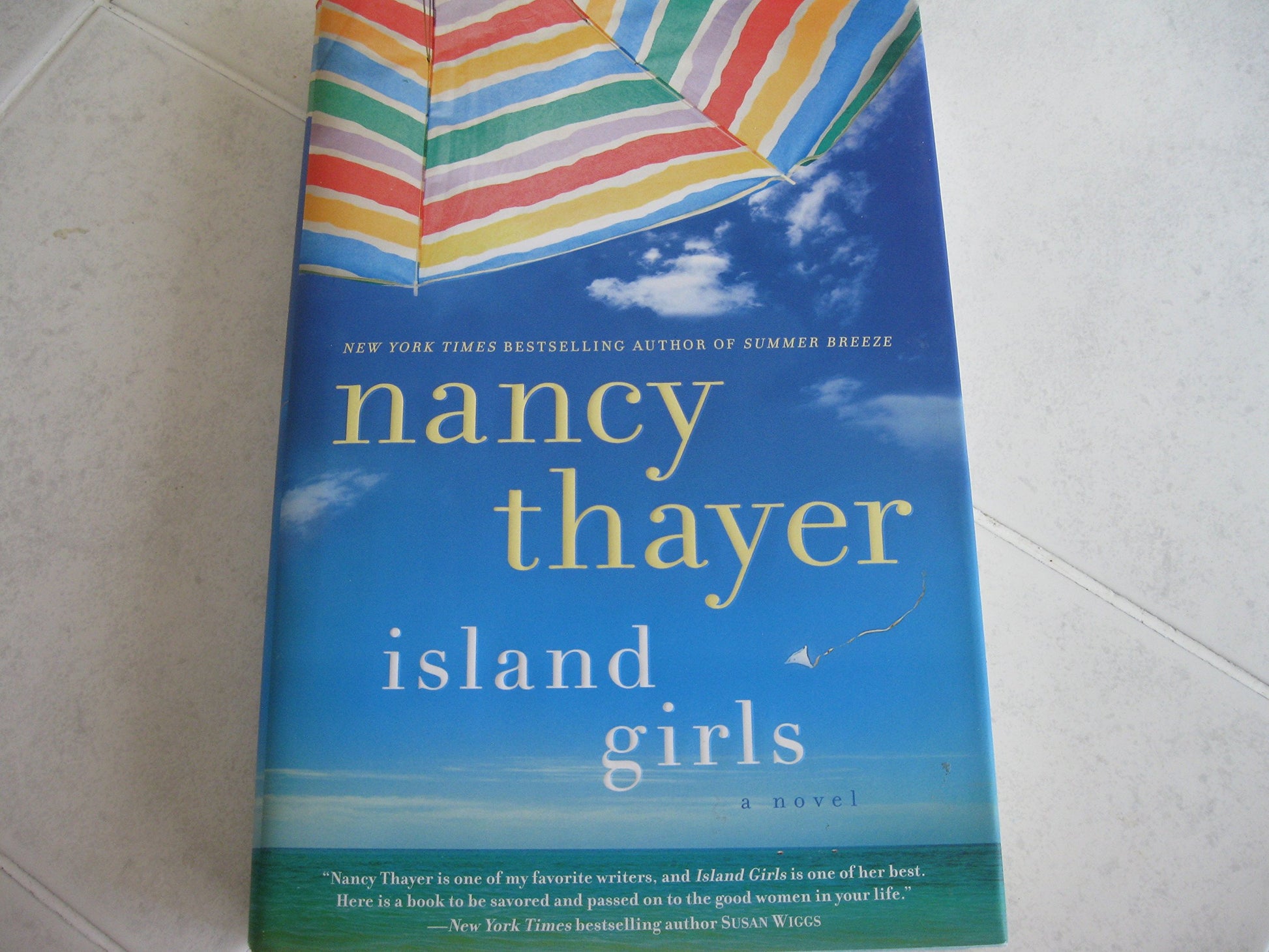 Island Girls: A Novel