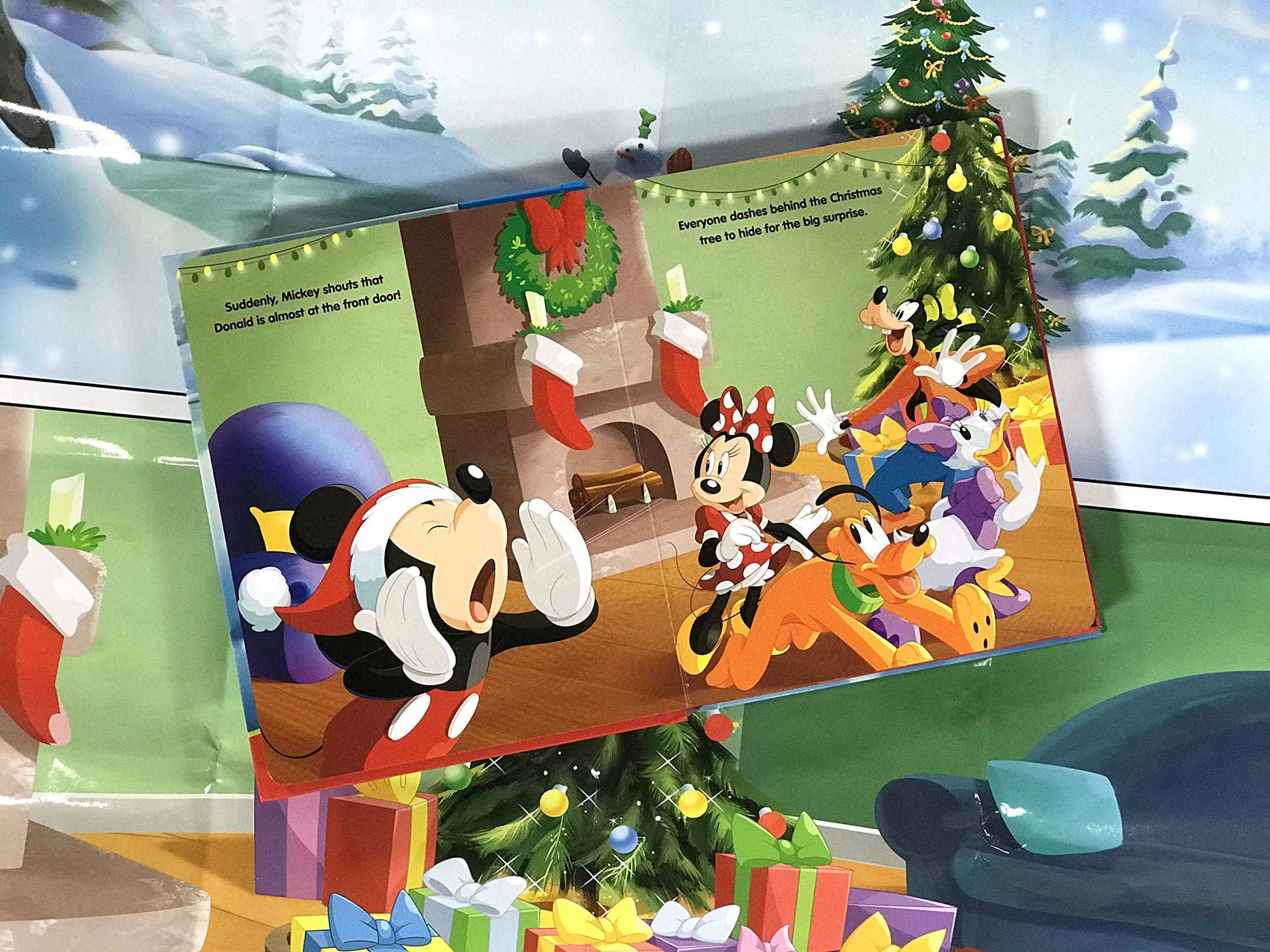 Disney Mickey's Christmas My Busy Books - Storybook, 10 figurines, playmat