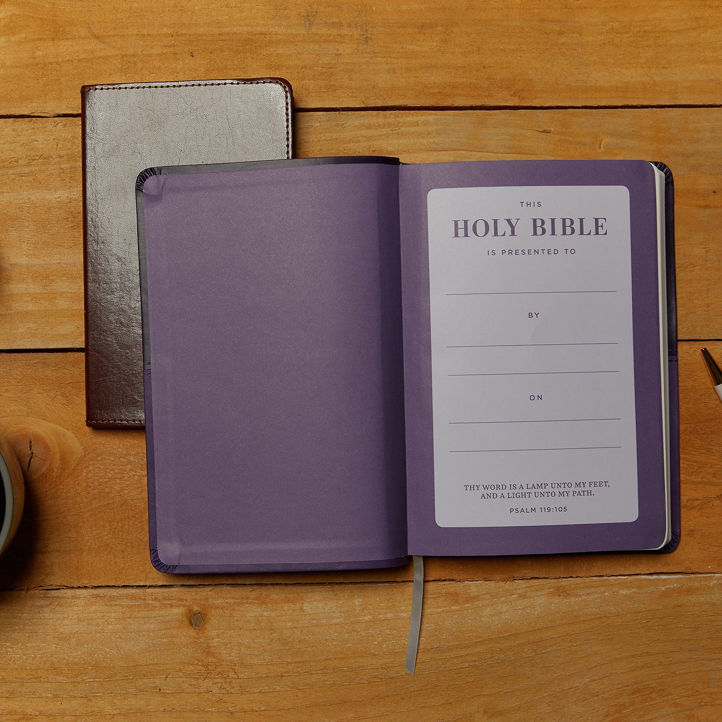 KJV Holy Bible: Large Print Thinline, Green Leathersoft, Red Letter, Comfort Print: King James Version