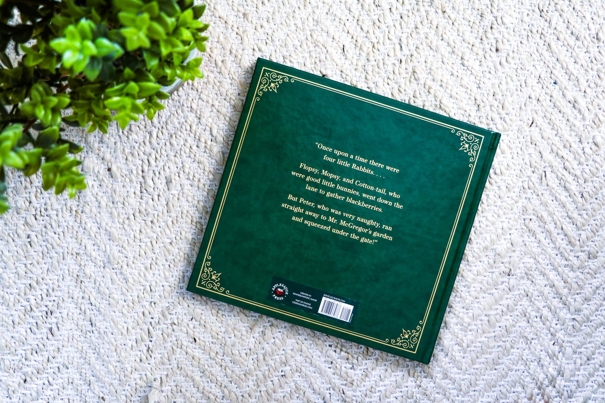 The Classic Tale of Peter Rabbit: The Collectible Leather Edition