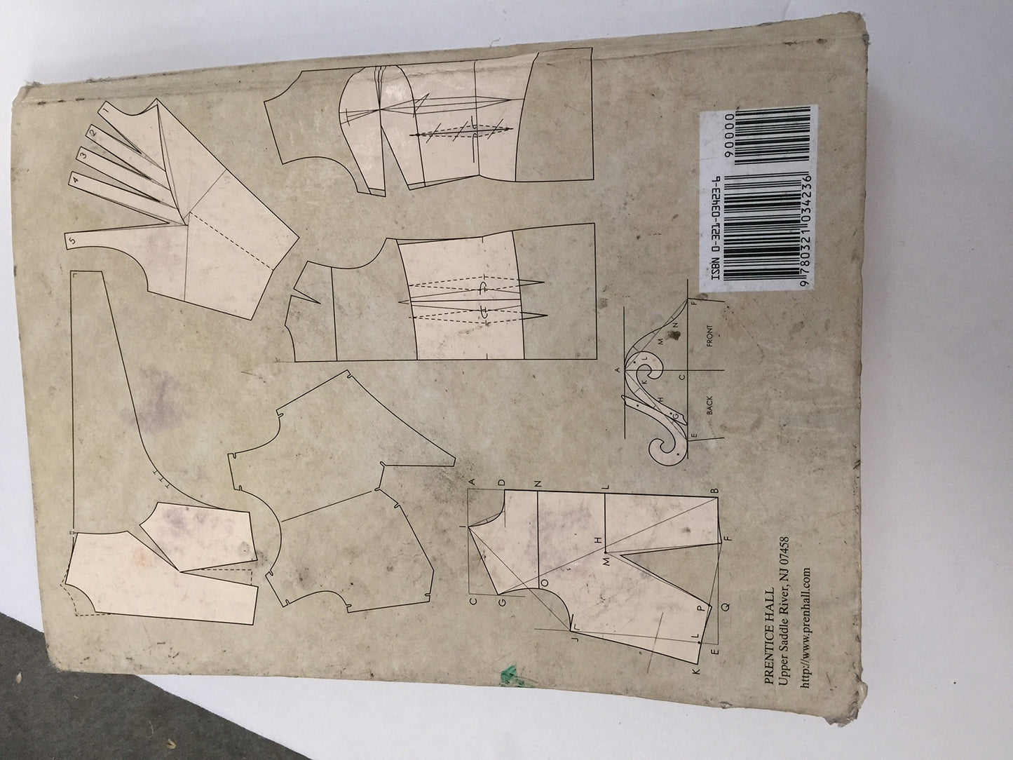 Patternmaking for Fashion Design (3rd Edition)