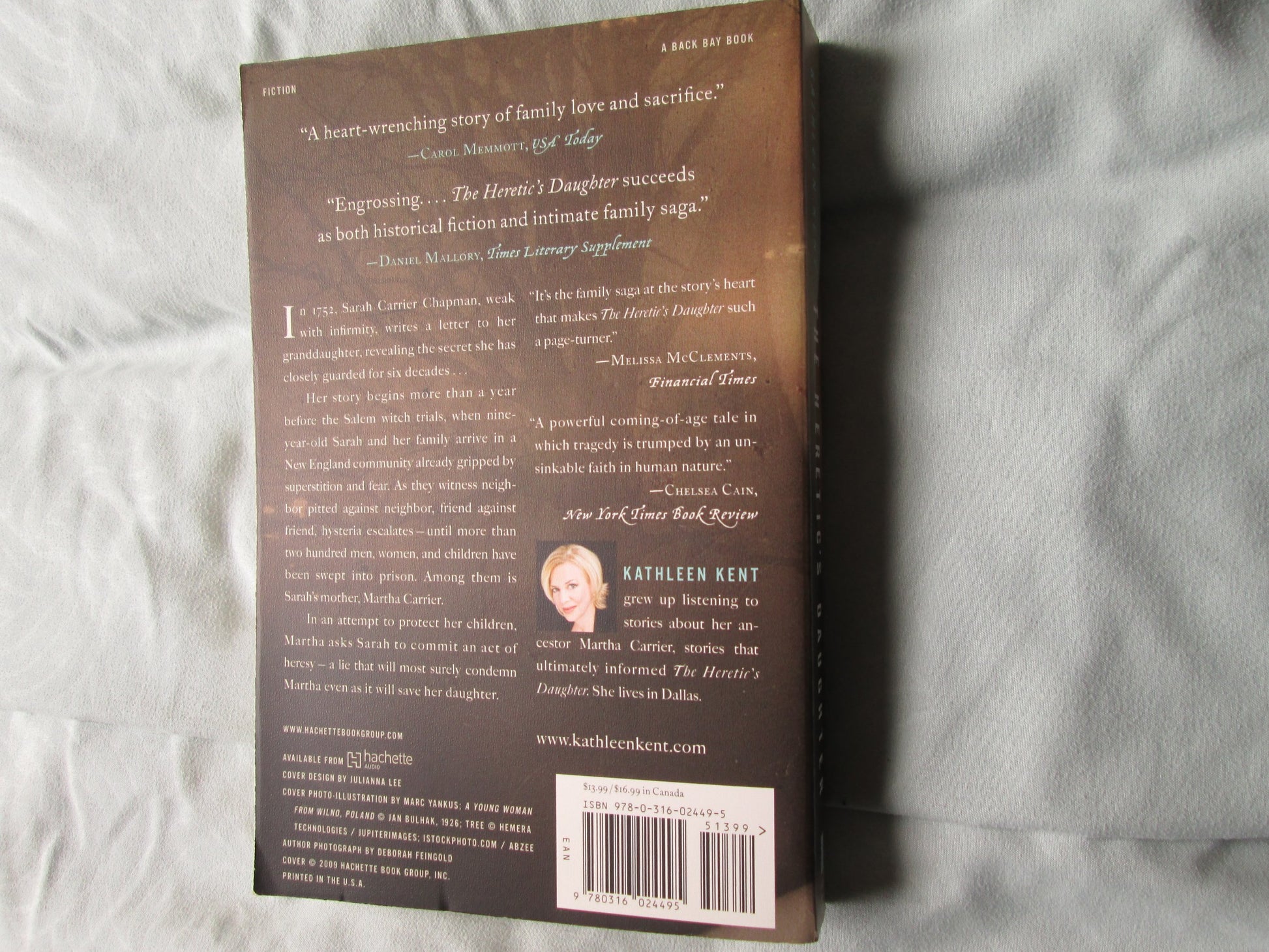 The Heretic's Daughter: A Novel