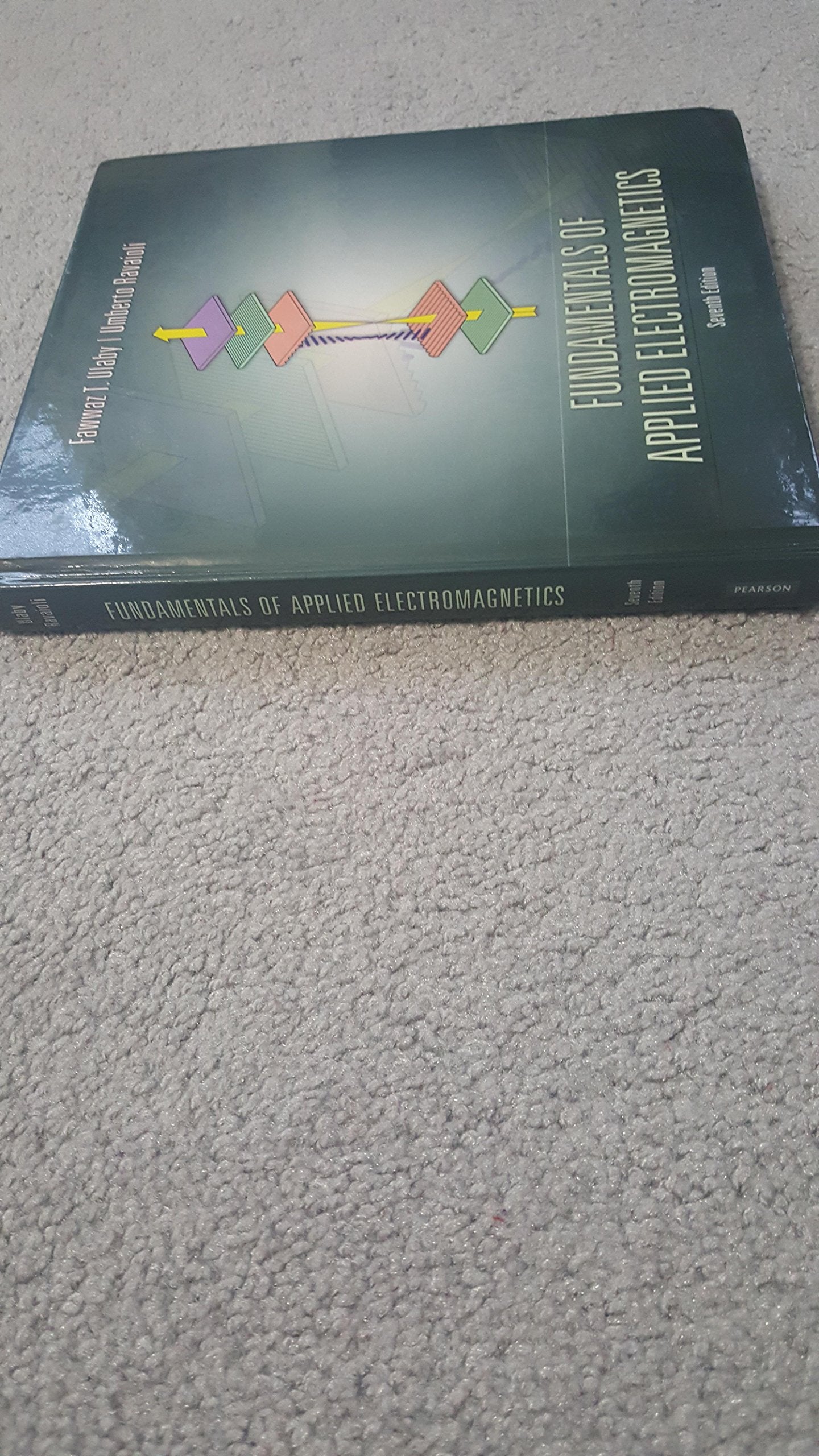 Fundamentals of Applied Electromagnetics