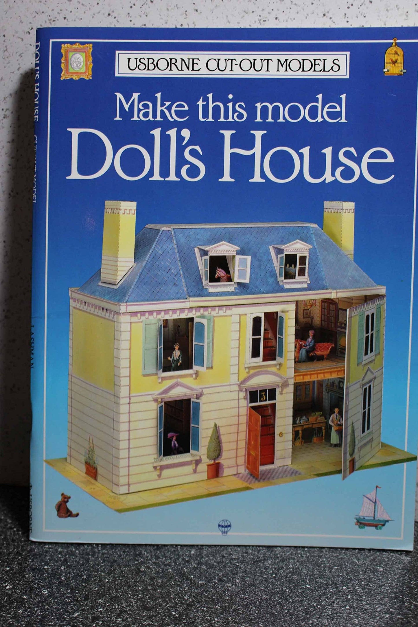 Make This Model Dolls House. (Cut Out Models Ser.) by Ashman