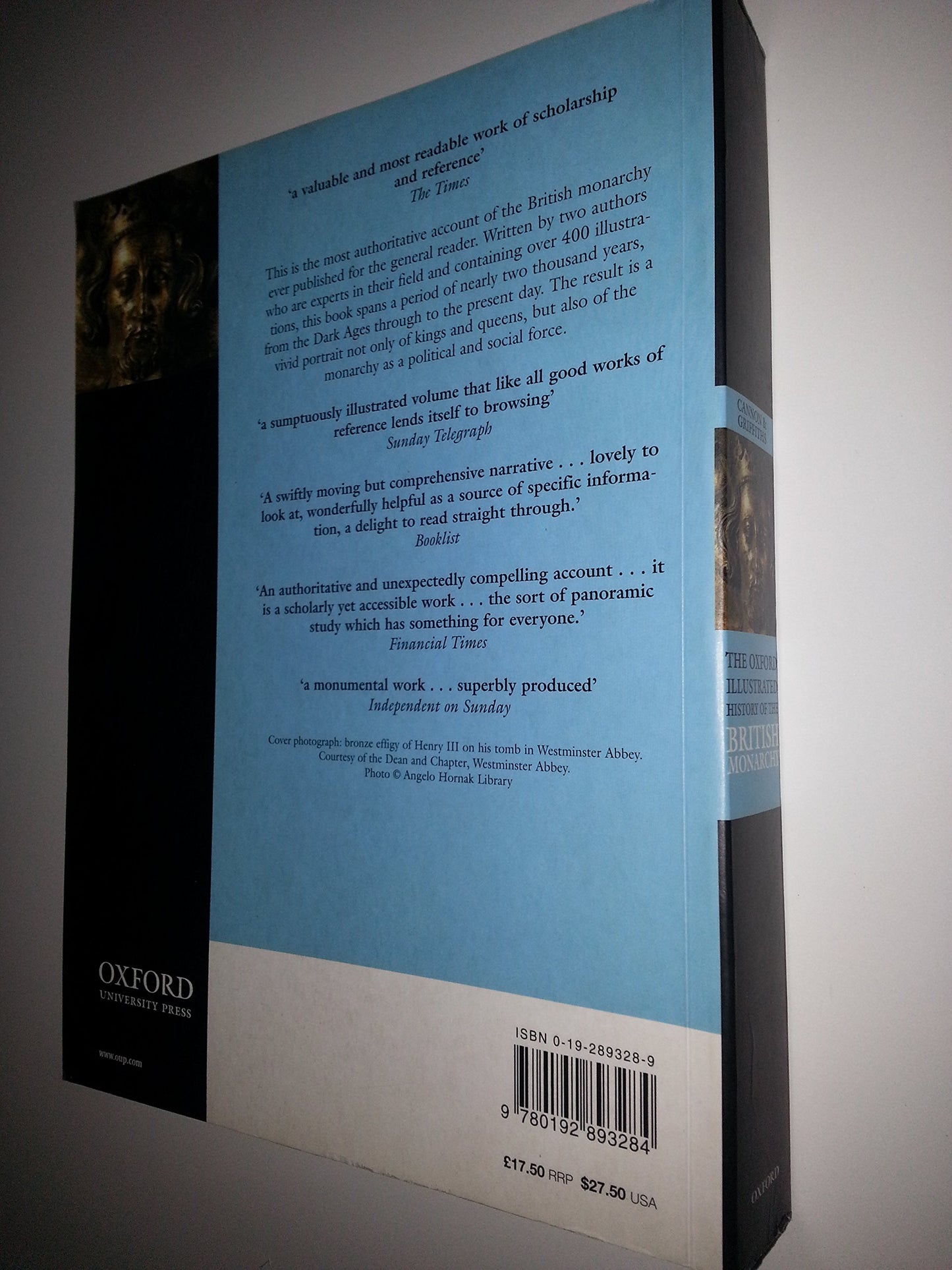 The Oxford Illustrated History of the British Monarchy (Oxford Illustrated Histories)
