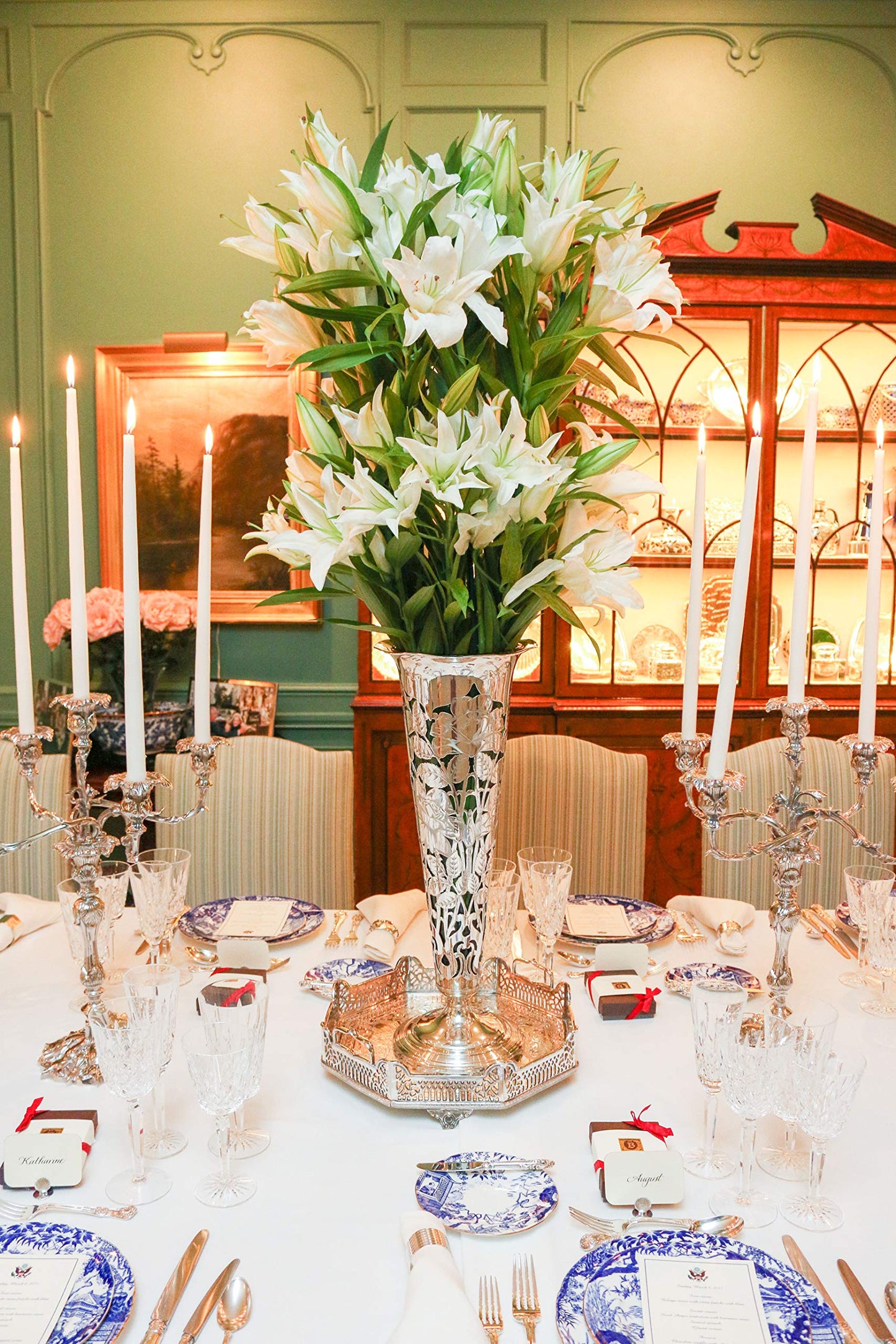 Holly Holden?s Pearls of Palm Beach: A secret peek into eight elegant, timeless and tailored houses