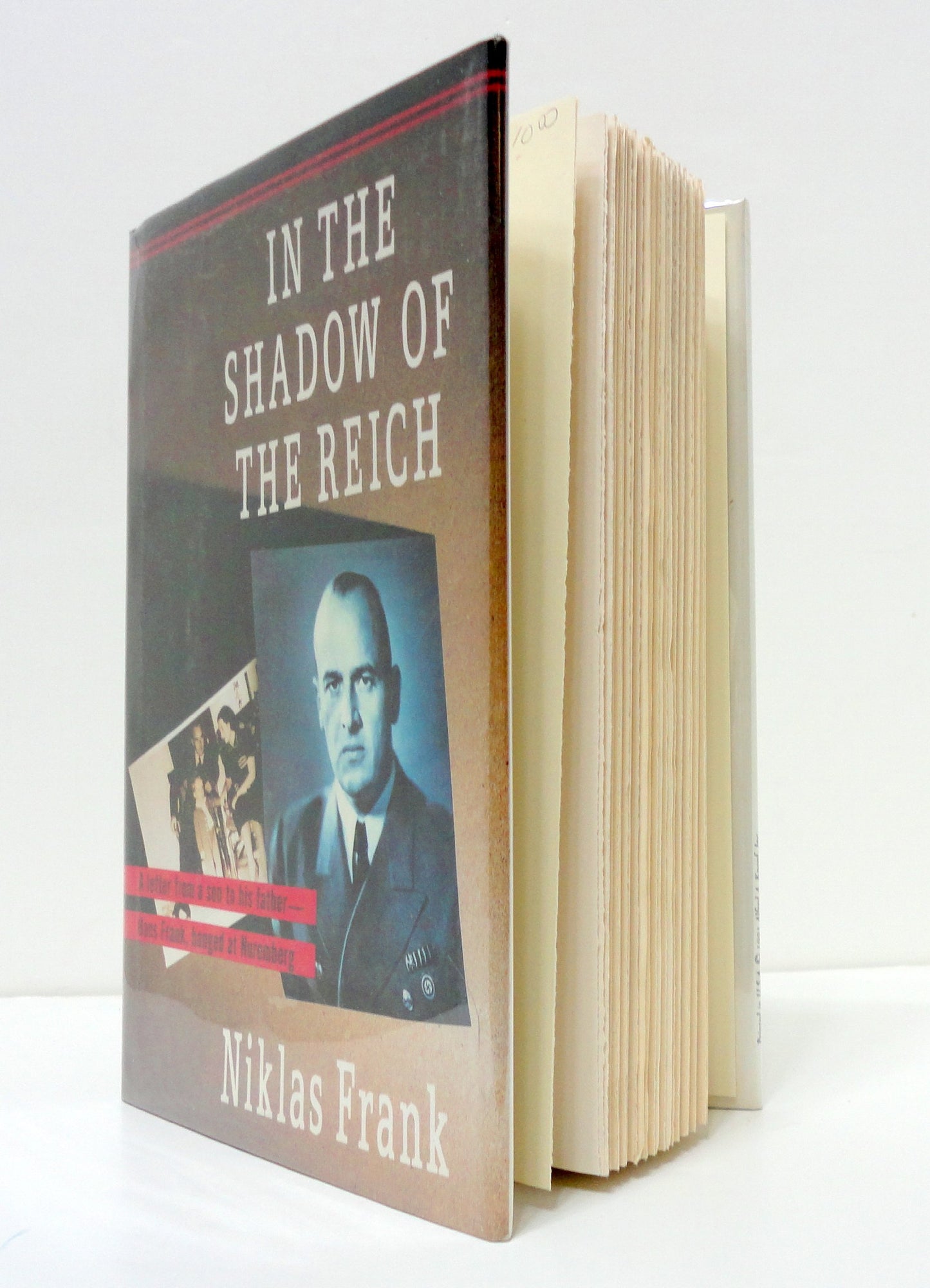 In The Shadow Of The Reich by Frank, Niklas