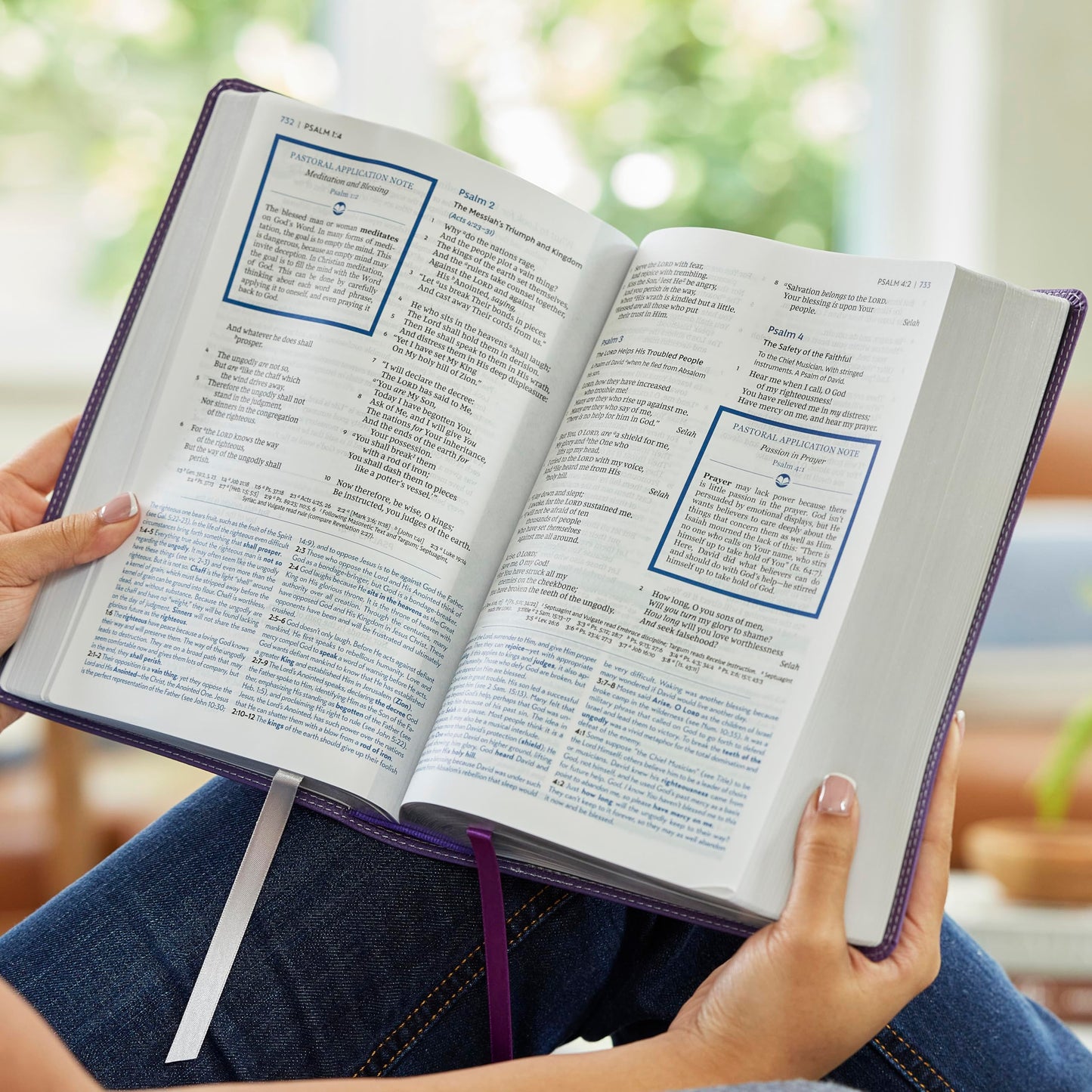Enduring Word Study Bible: Pastoral Commentary from Every Chapter of the Bible (NKJV, Brown Leathersoft, Red Letter, Comfort Print)
