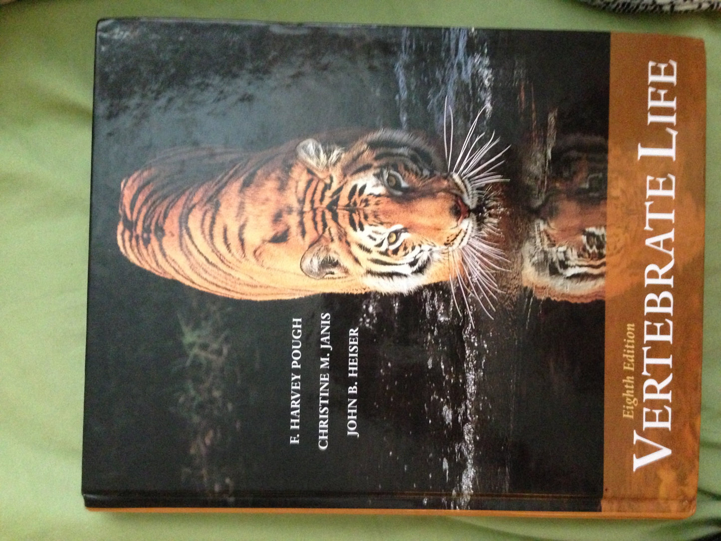 Vertebrate Life (8th Edition)
