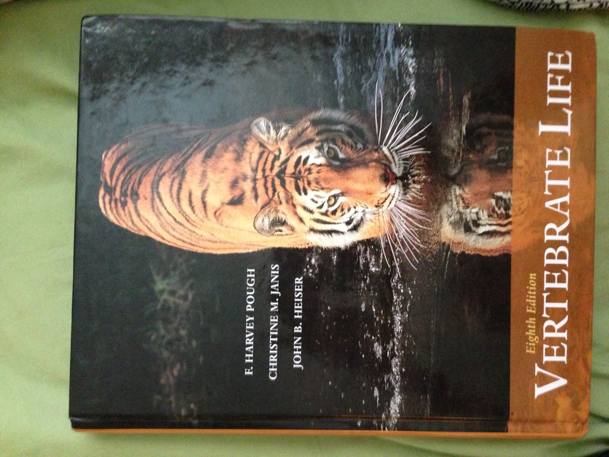 Vertebrate Life (8th Edition)