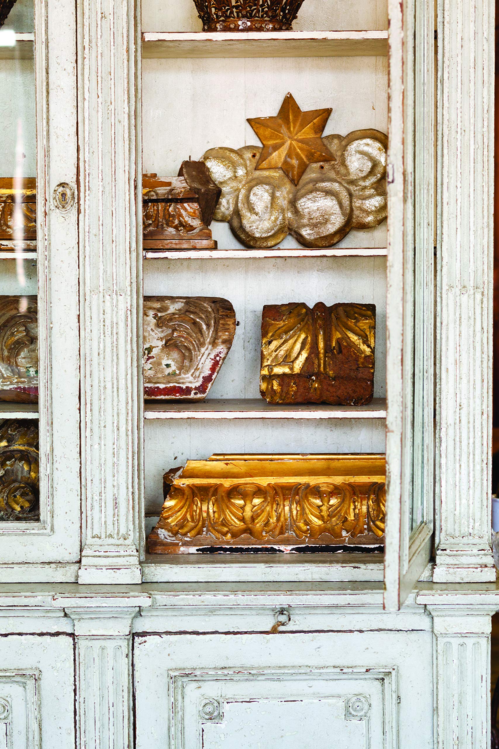French Style with Vintage Finds: A Passion for French Antiques & Collectibles