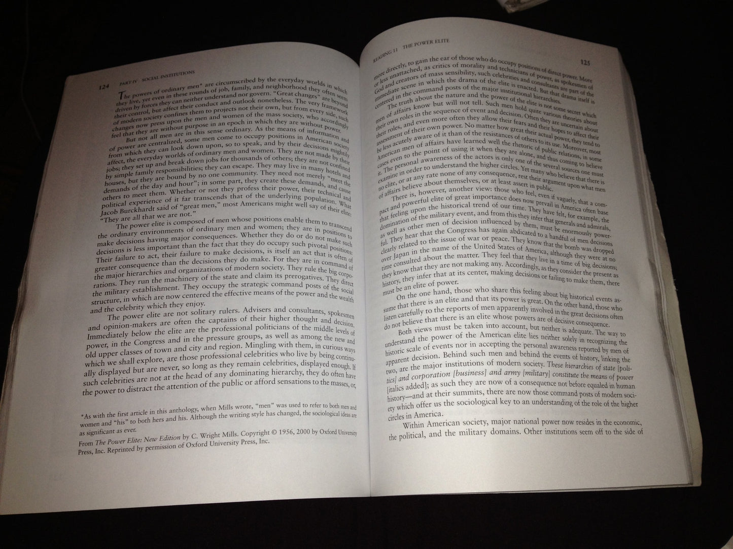 Exploring Social Life: Readings to Accompany Essentials of Sociology: A Down-to-Earth Approach (4th Edition)
