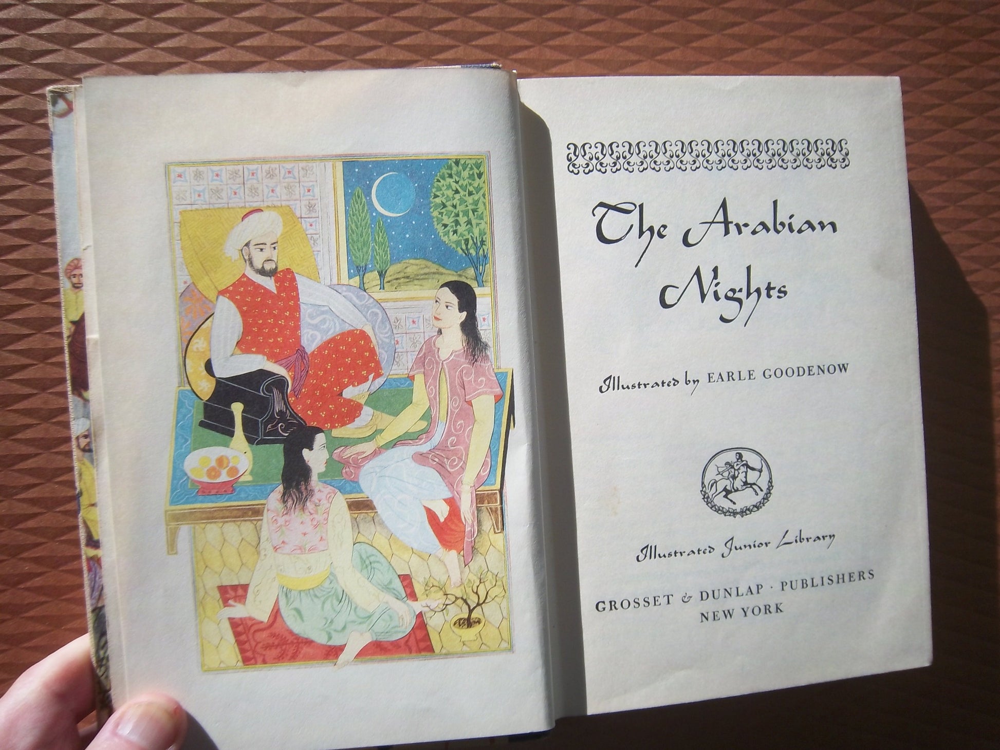 The Arabian Nights (Illustrated Junior Library)