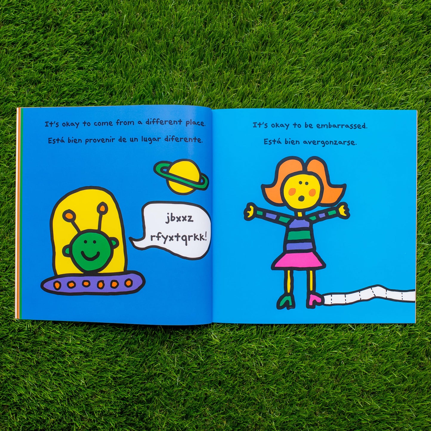 It's Okay to Be Different / Está bien ser diferente (Spanish and English Edition)