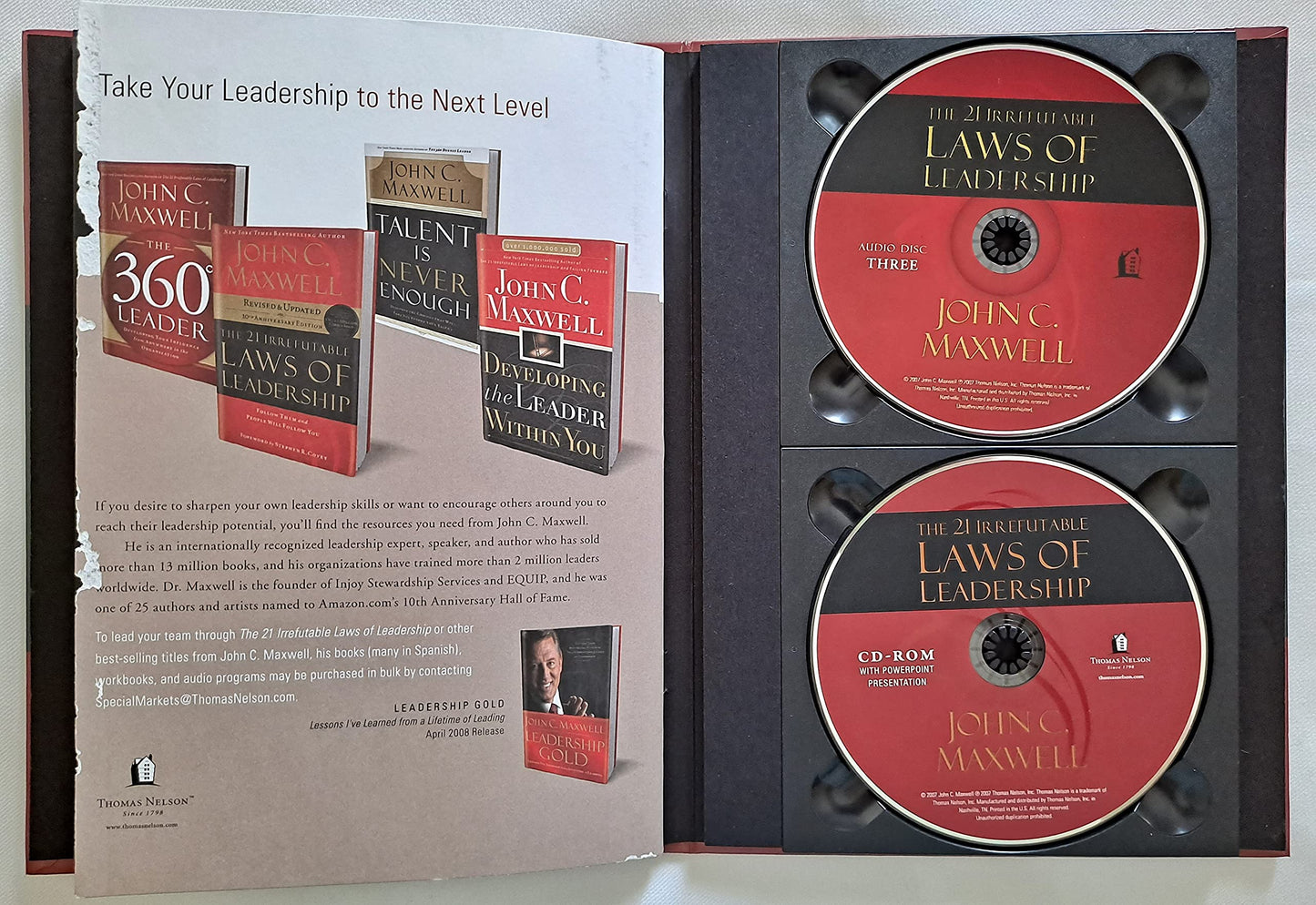 The 21 Irrefutable Laws of Leadership: Deluxe Edition