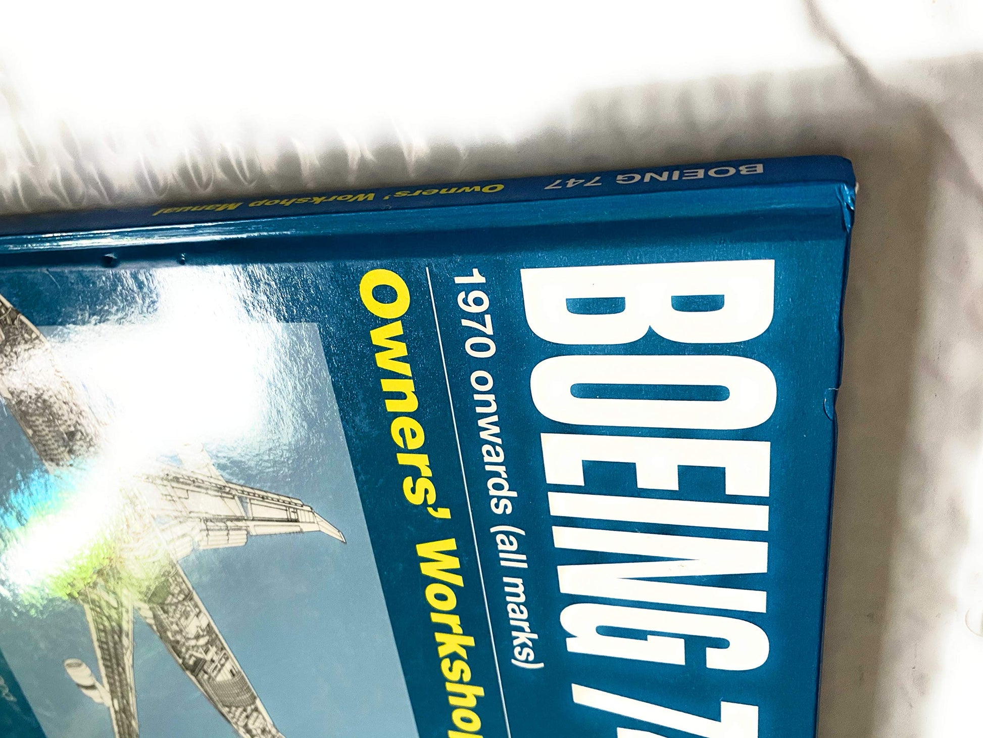 Boeing 747 Owners' Workshop Manual: An insight into owning, flying, and maintaining the iconic jumbo jet