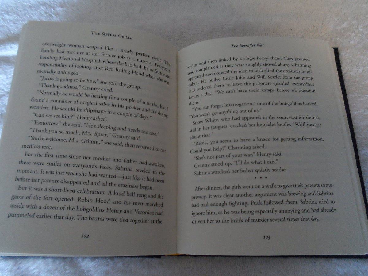 The Everafter War (The Sisters Grimm, Book 7)