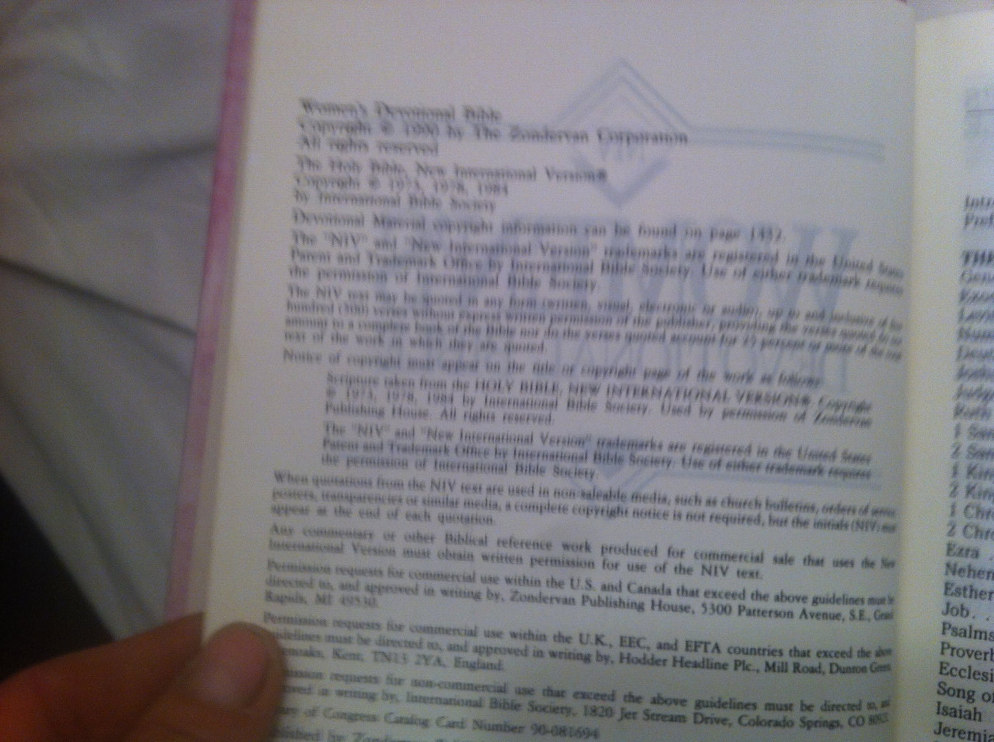 NIV Womens Devotional Bible