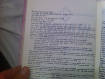 NIV Womens Devotional Bible