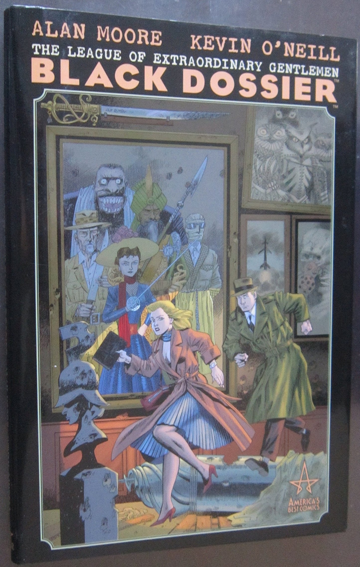 The League of Extraordinary Gentlemen: The Black Dossier by
