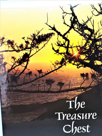 The Treasure Chest: A Heritage Album Containing 1064 Familiar and Inspirational Quotations, Poems, Sentiments, and Prayers from Great Minds of 2500