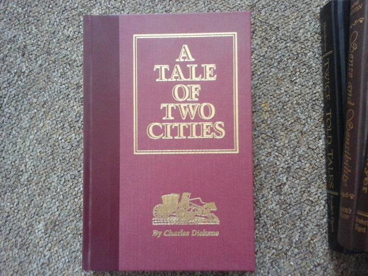 A Tale of Two Cities (The World's Best Reading)
