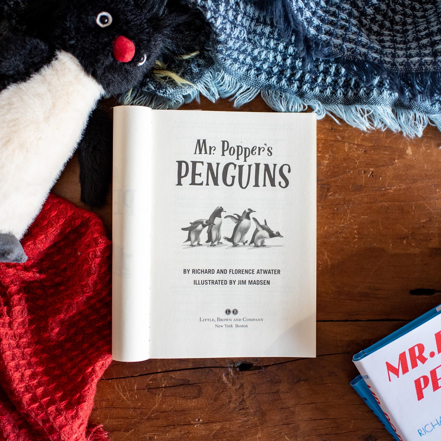 Mr. Popper's Penguins (Newbery Honor Award Winner)