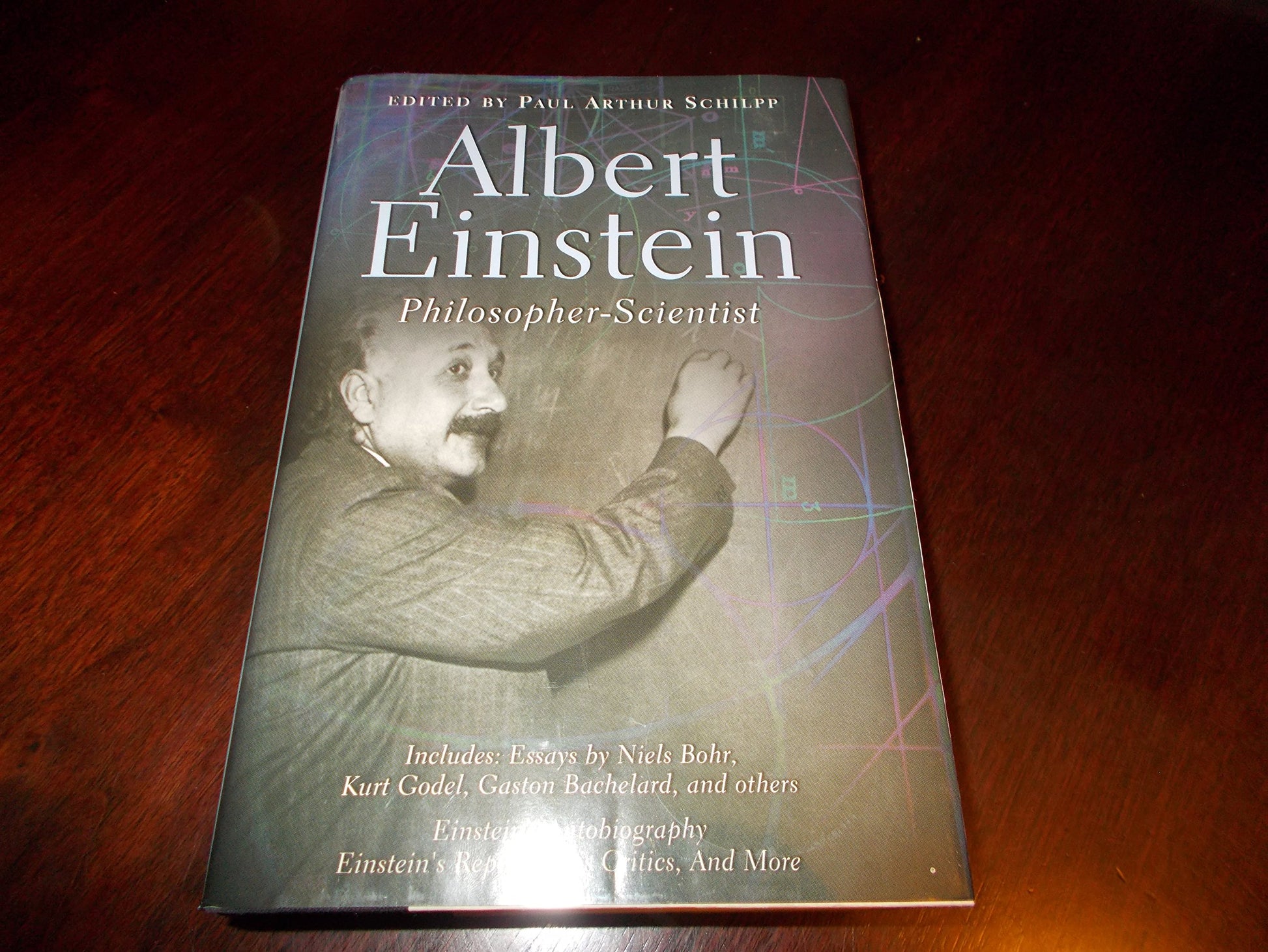 Albert Einstein: Philosopher-Scientist (Living Philosophers Volume 7)