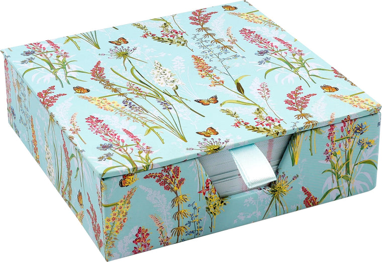 Blooms & Butterflies Desk Notes (250 sheets)