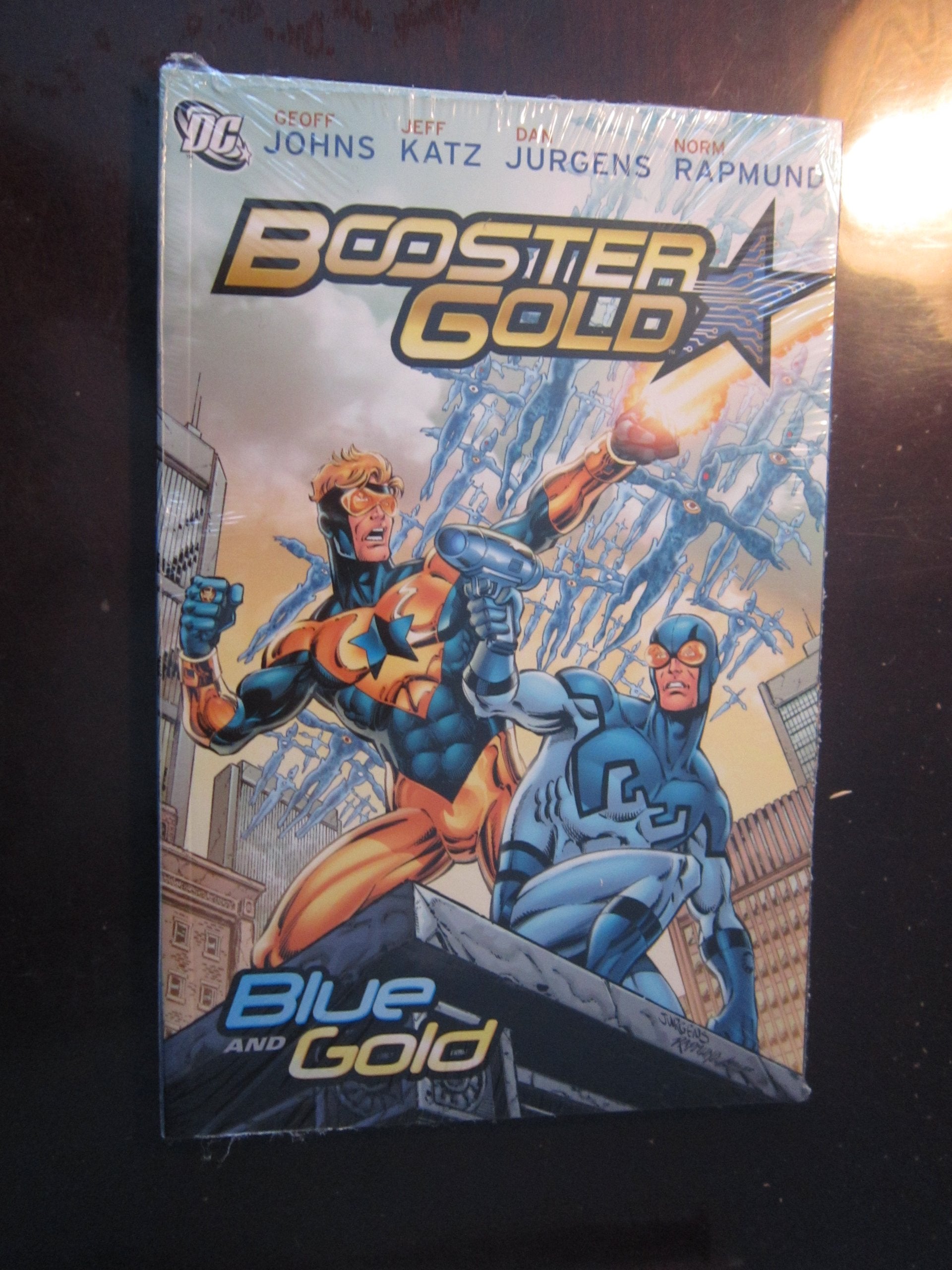Booster Gold: Blue and Gold SC