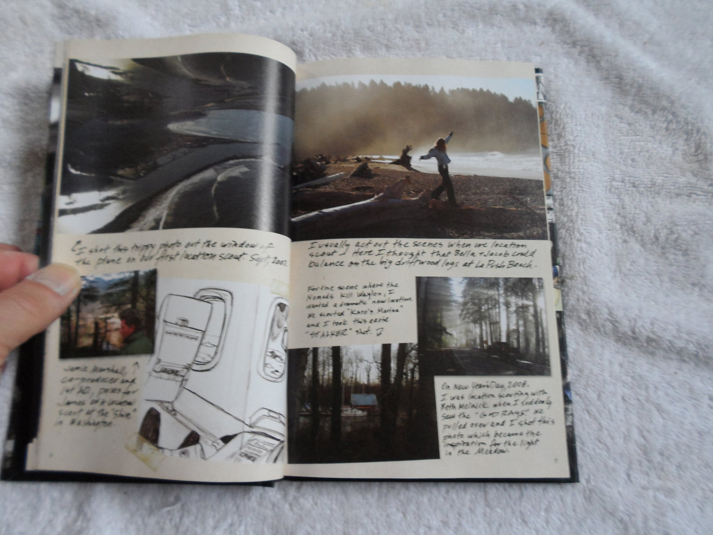 Twilight: Director's Notebook: The Story of How We Made the Movie Based on the Novel by Stephenie Meyer