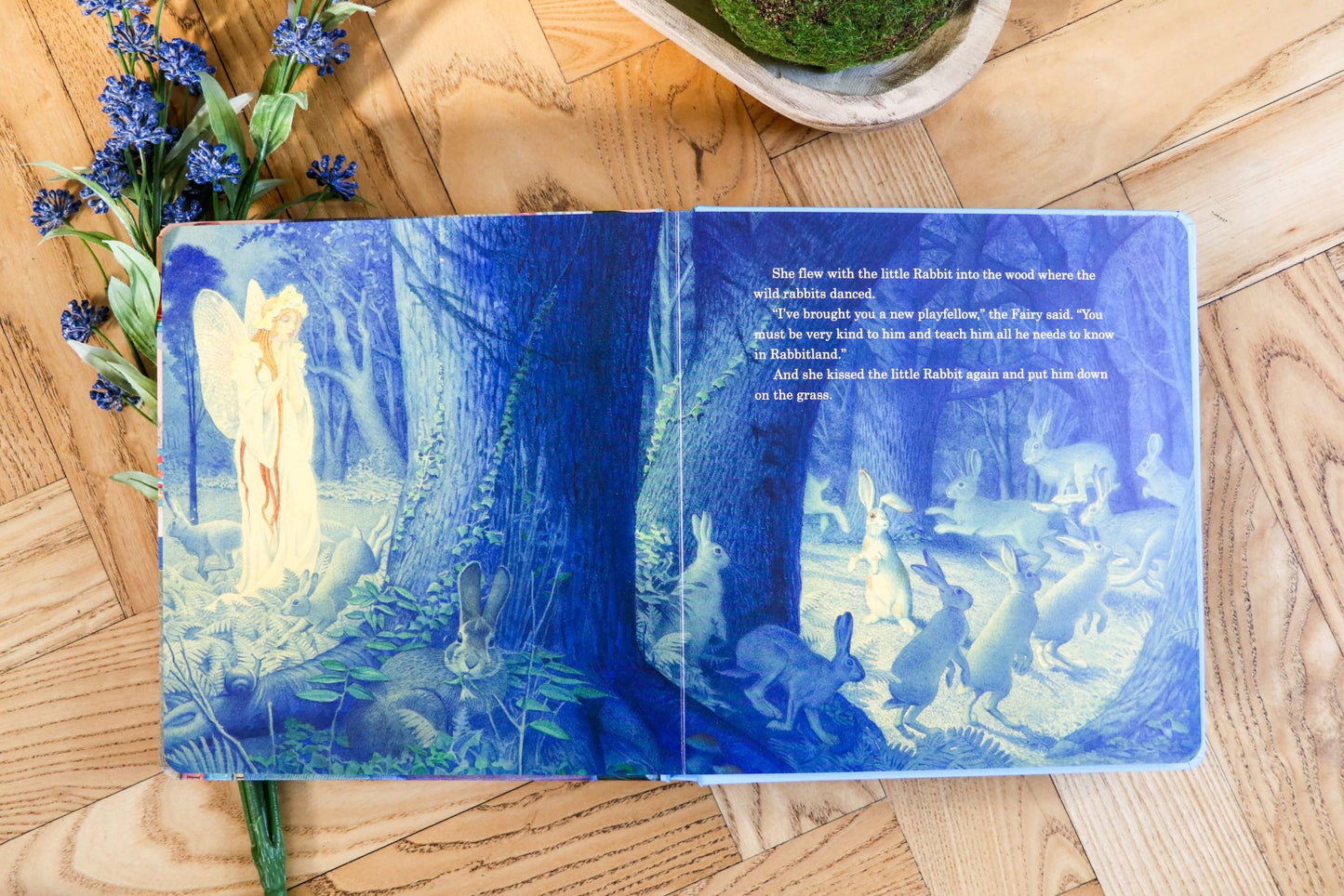 The Velveteen Rabbit Oversized Padded Board Book: The Classic Edition
