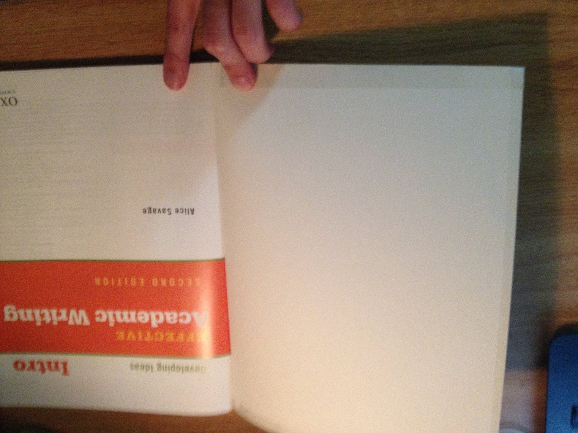 Effective Academic Writing 2e Intro Student Book