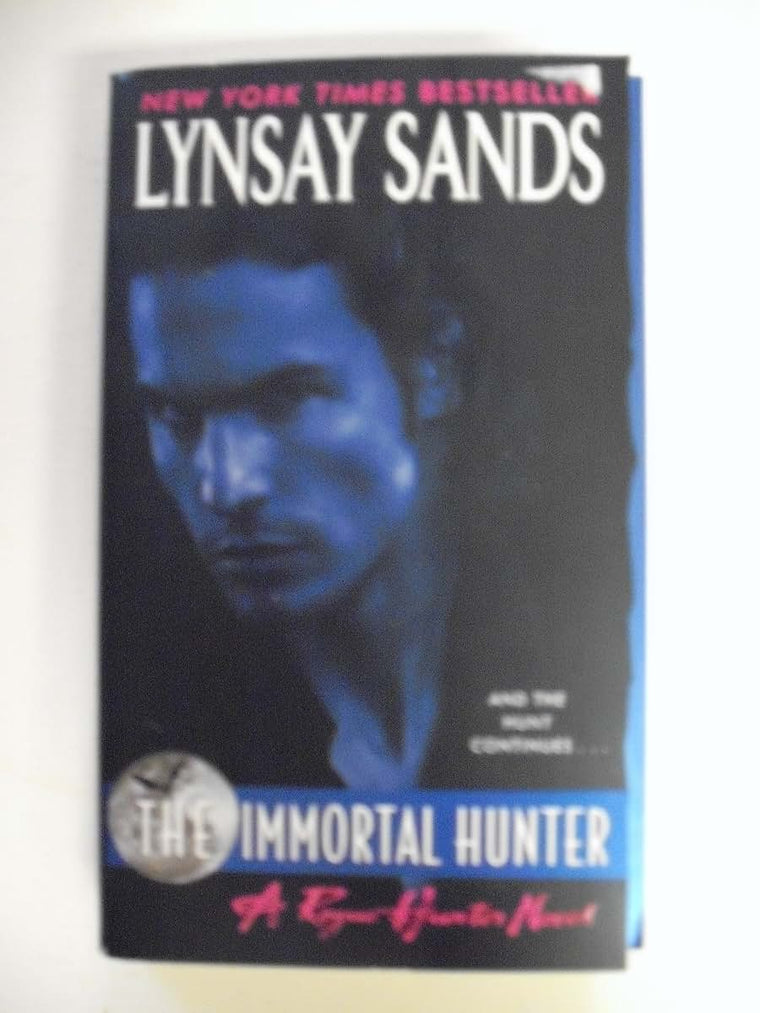 The Immortal Hunter: A Rogue Hunter Novel (Argeneau Vampire, 11)