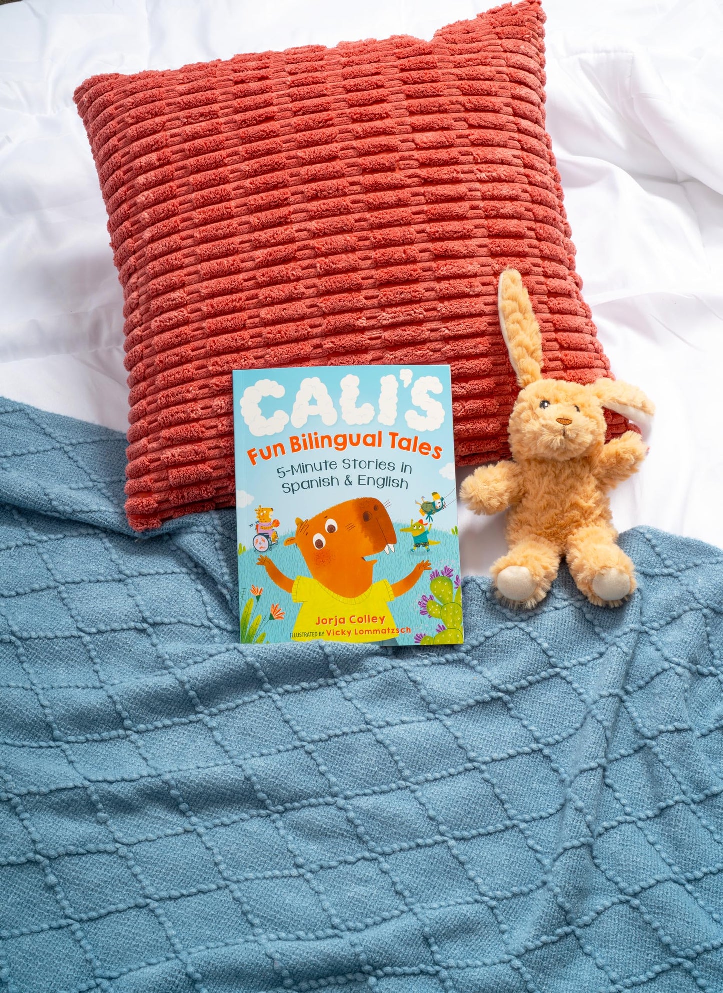 Cali's Fun Bilingual Tales: 5-Minute Stories in Spanish and English