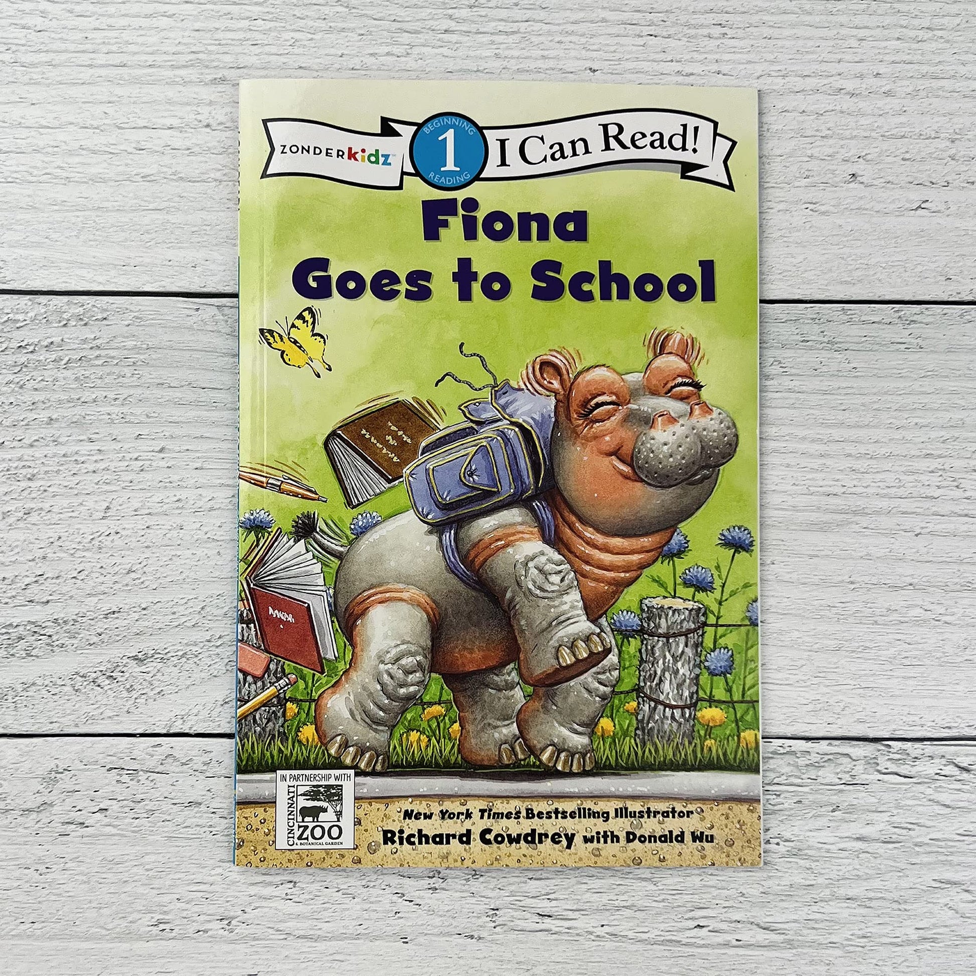 Fiona Goes to School: Level 1 (I Can Read! / A Fiona the Hippo Book)