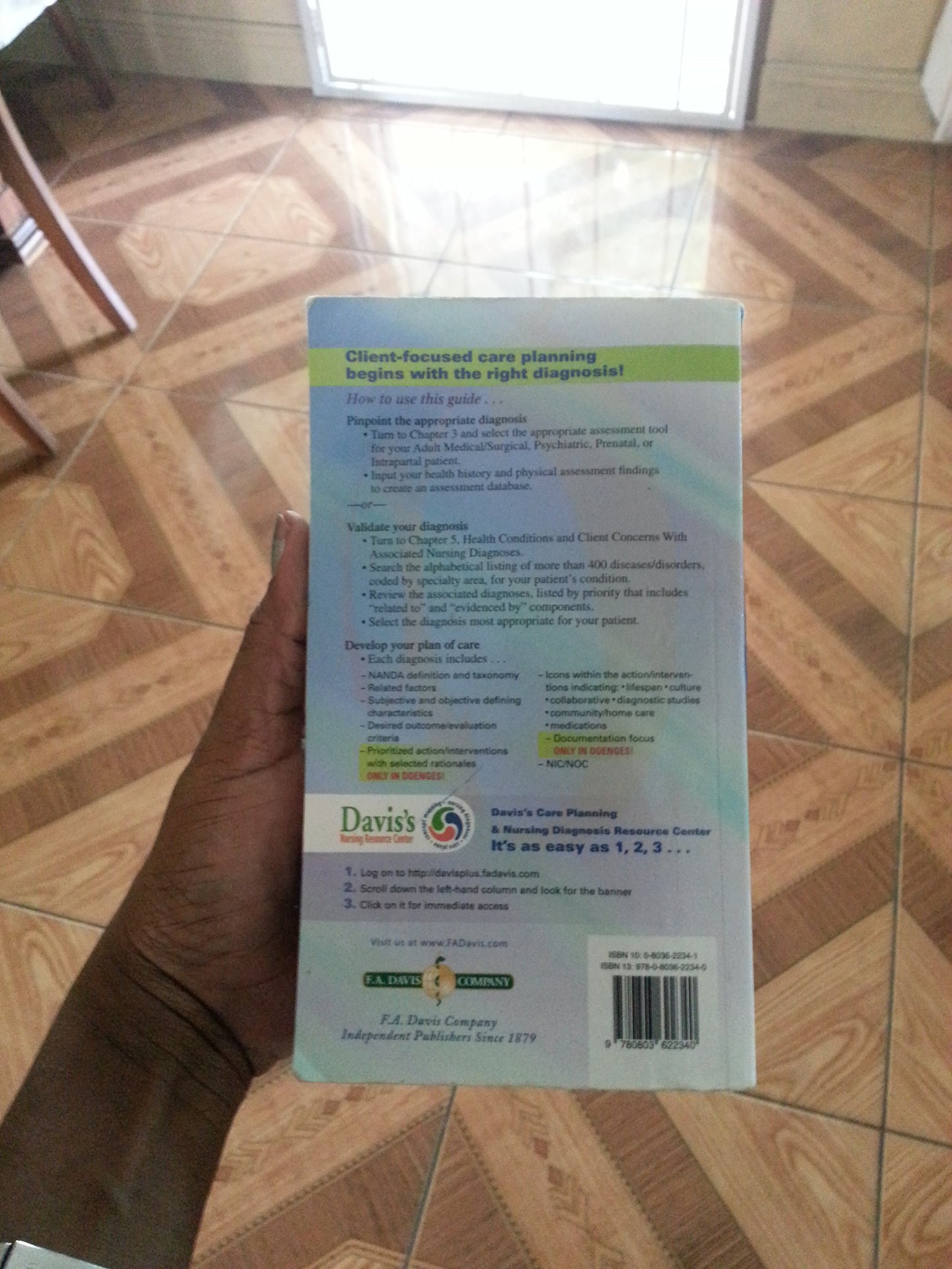 Nurse's Pocket Guide: Diagnoses, Prioritized Interventions and Rationales