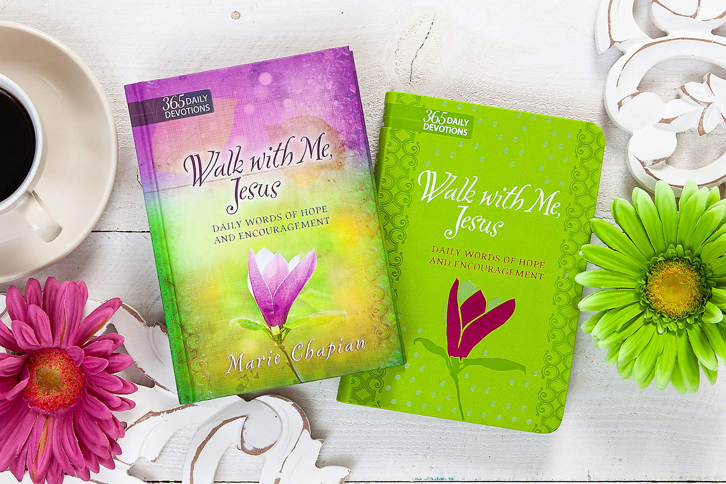 Walk With Me Jesus: Daily Words of Hope and Encouragement - Uplifting Daily Devotional, Perfect Gift for Birthdays, Holidays, and More