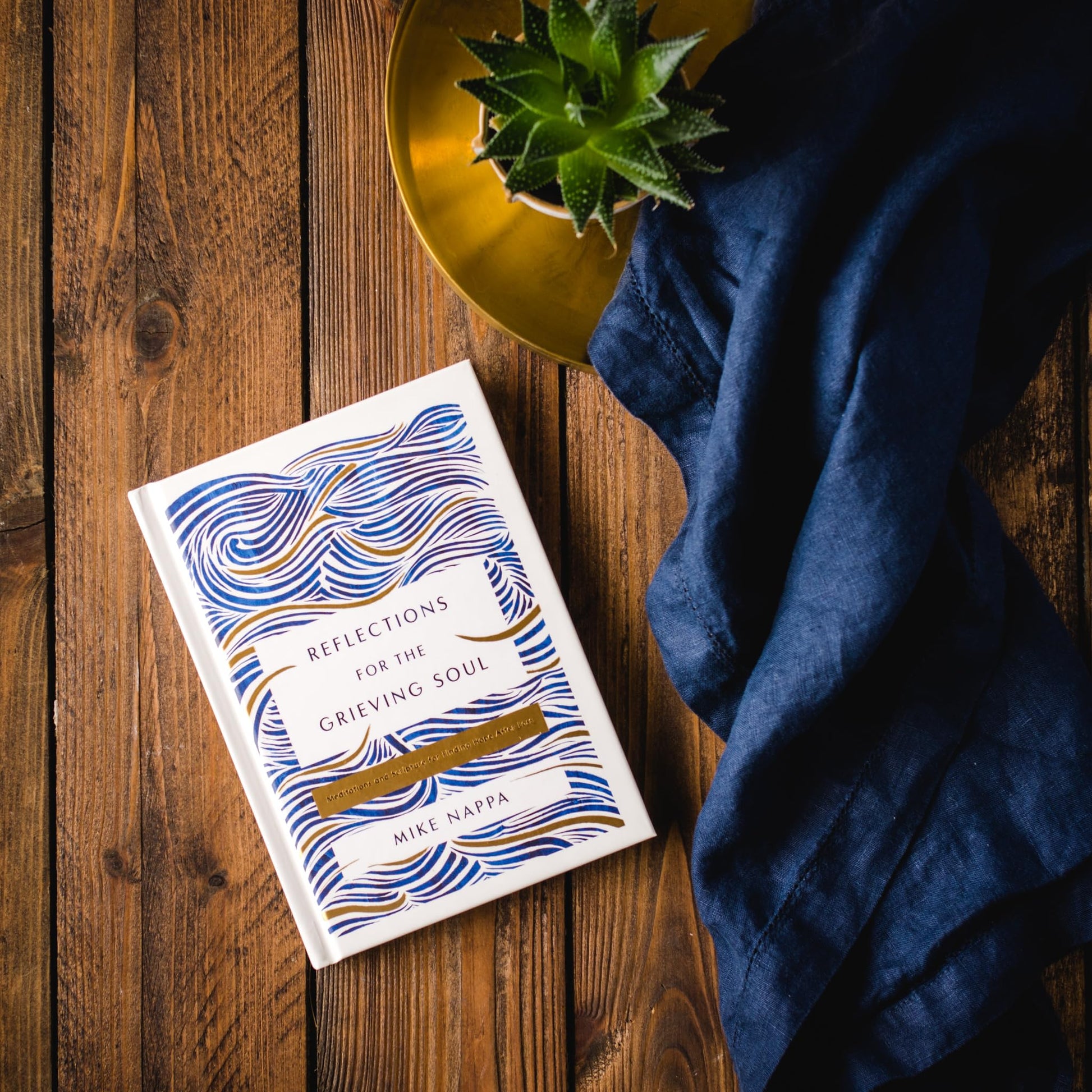 Reflections for the Grieving Soul: Meditations and Scripture for Finding Hope After Loss