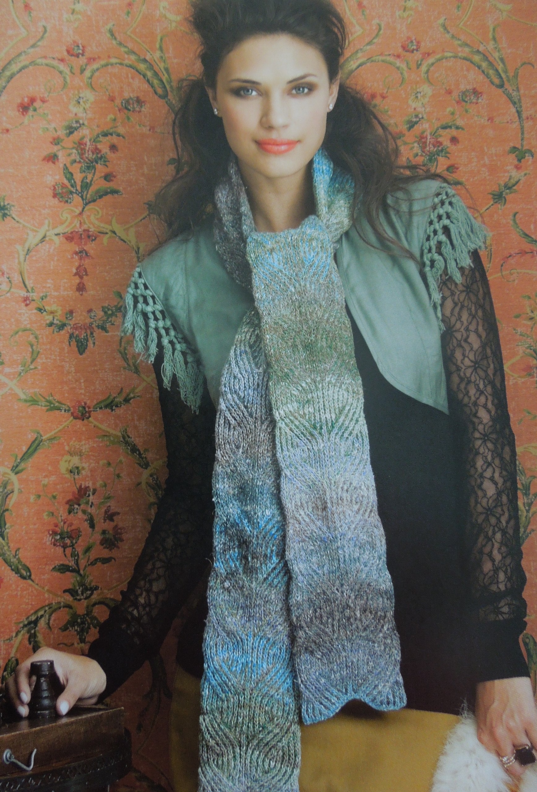 Knit Noro: 30 Designs in Living Color (Knit Noro Collection)