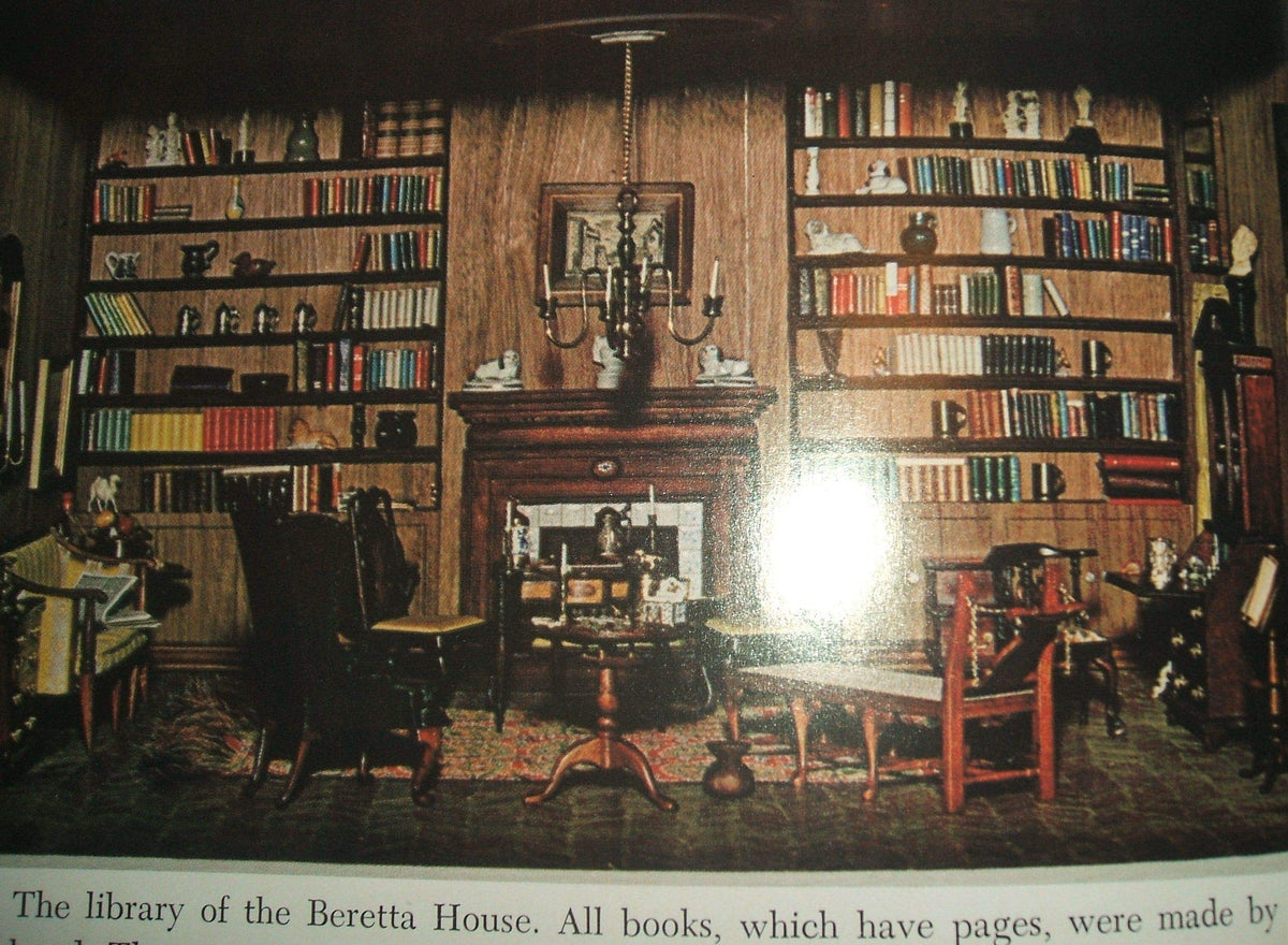 Make Your Own Dollhouses and Dollhouse Miniatures by Marian Maeve O'Brien (1975-05-03)