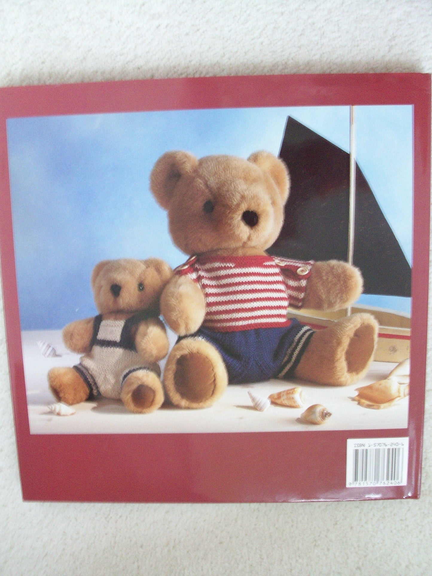 Knitting for Teddies by Catherine Bouquerel
